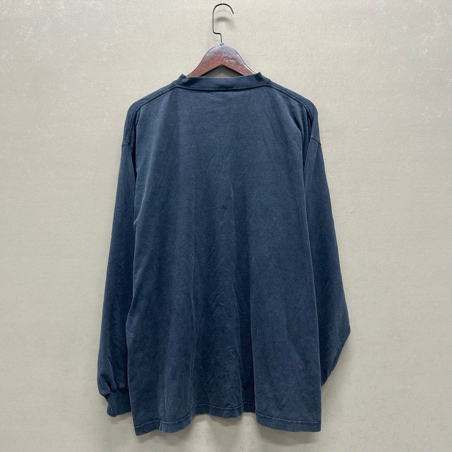 Balenciaga Balenciaga Logo Long Sleeve T-Shirt Size M Size US M / EU 48-50 / 2 - 3 Thumbnail