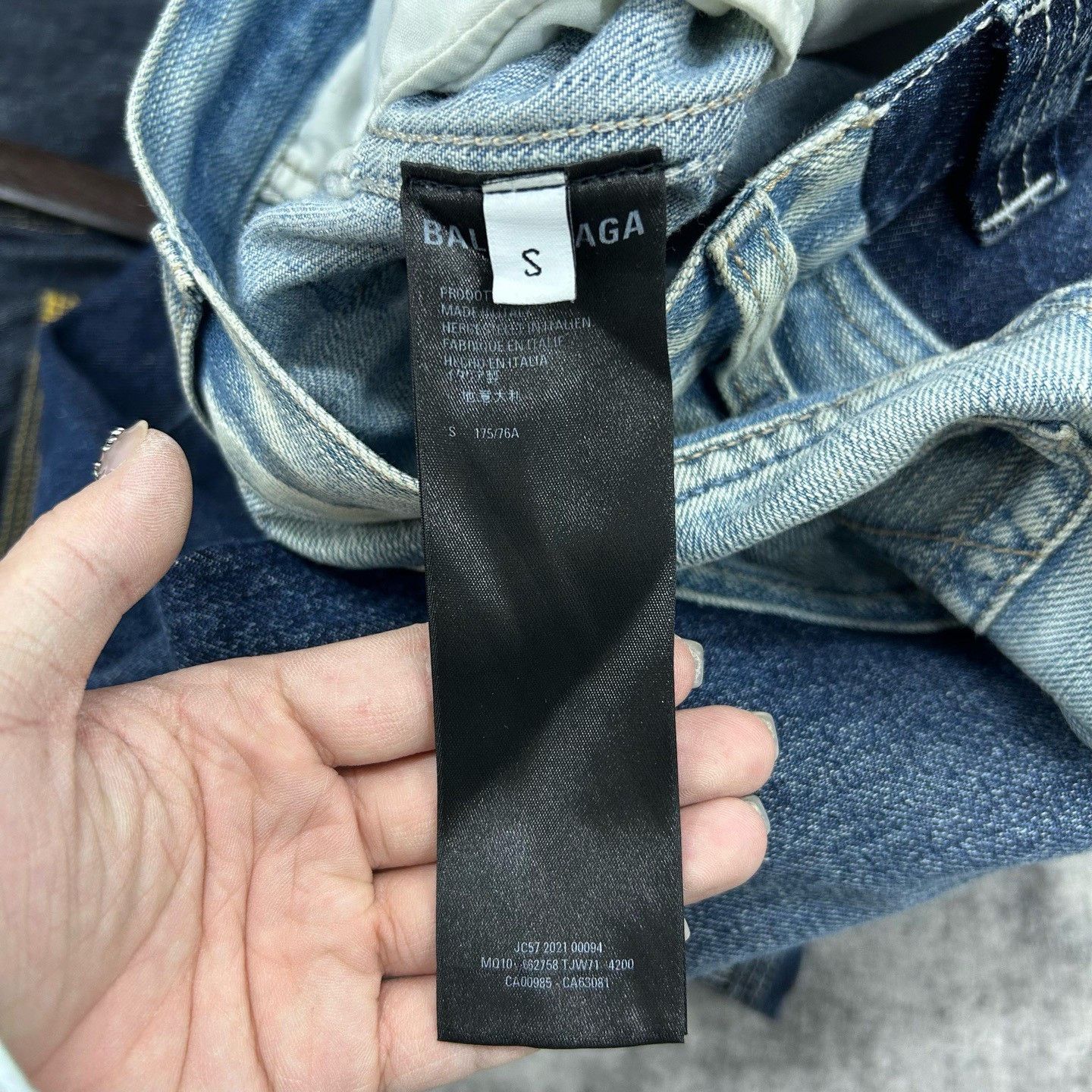 Balenciaga Balenciaga Spliced Denim Jeans Size 30 Size US 30 / EU 46 - 5 Thumbnail
