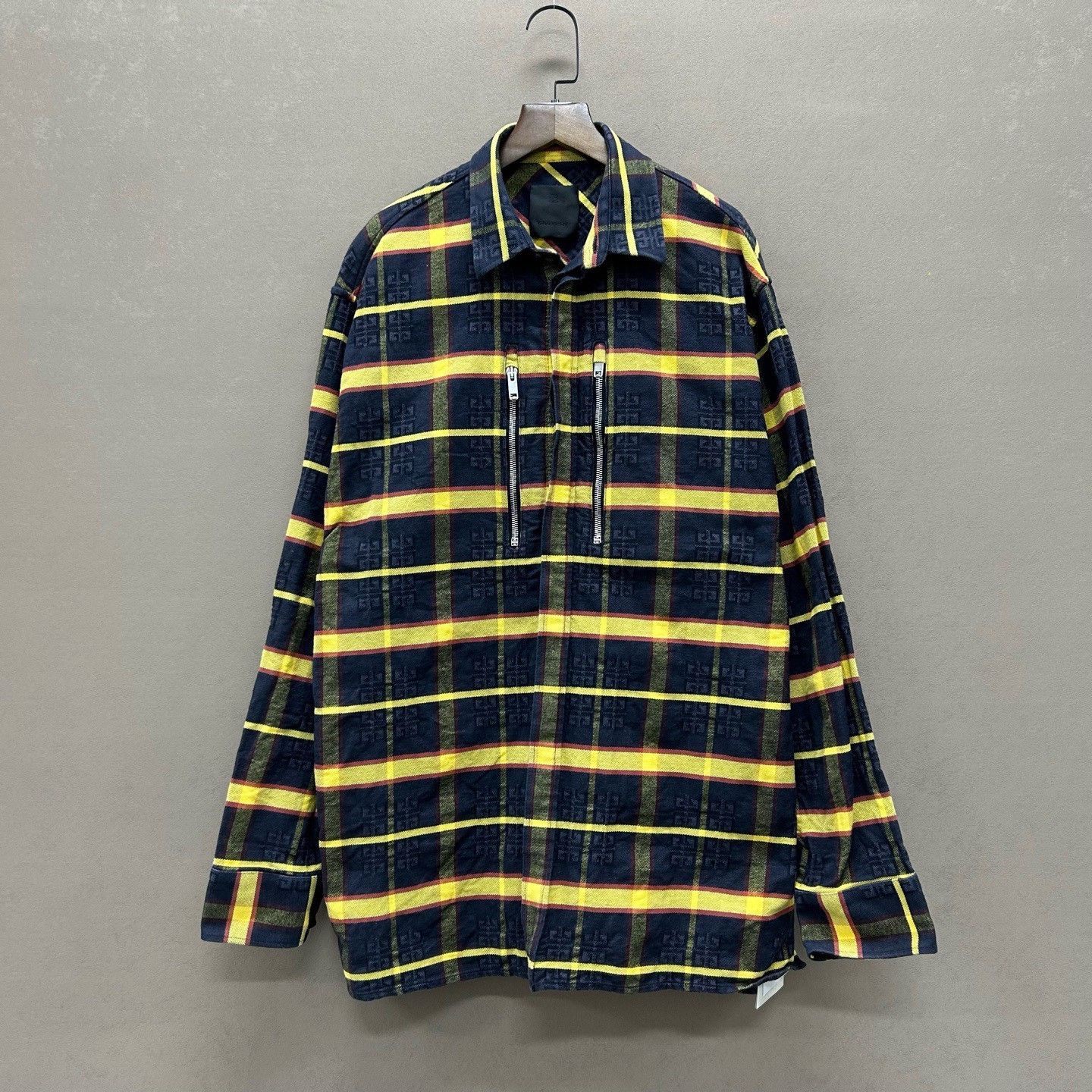 Givenchy Givenchy 4G Plaid Shirt Jacket Size M Size US M / EU 48-50 / 2 - 2 Thumbnail