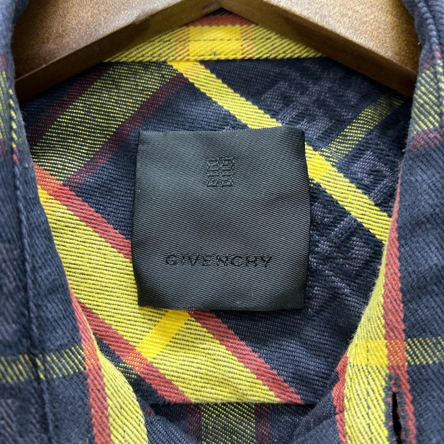 Givenchy Givenchy 4G Plaid Shirt Jacket Size M Size US M / EU 48-50 / 2 - 4 Thumbnail