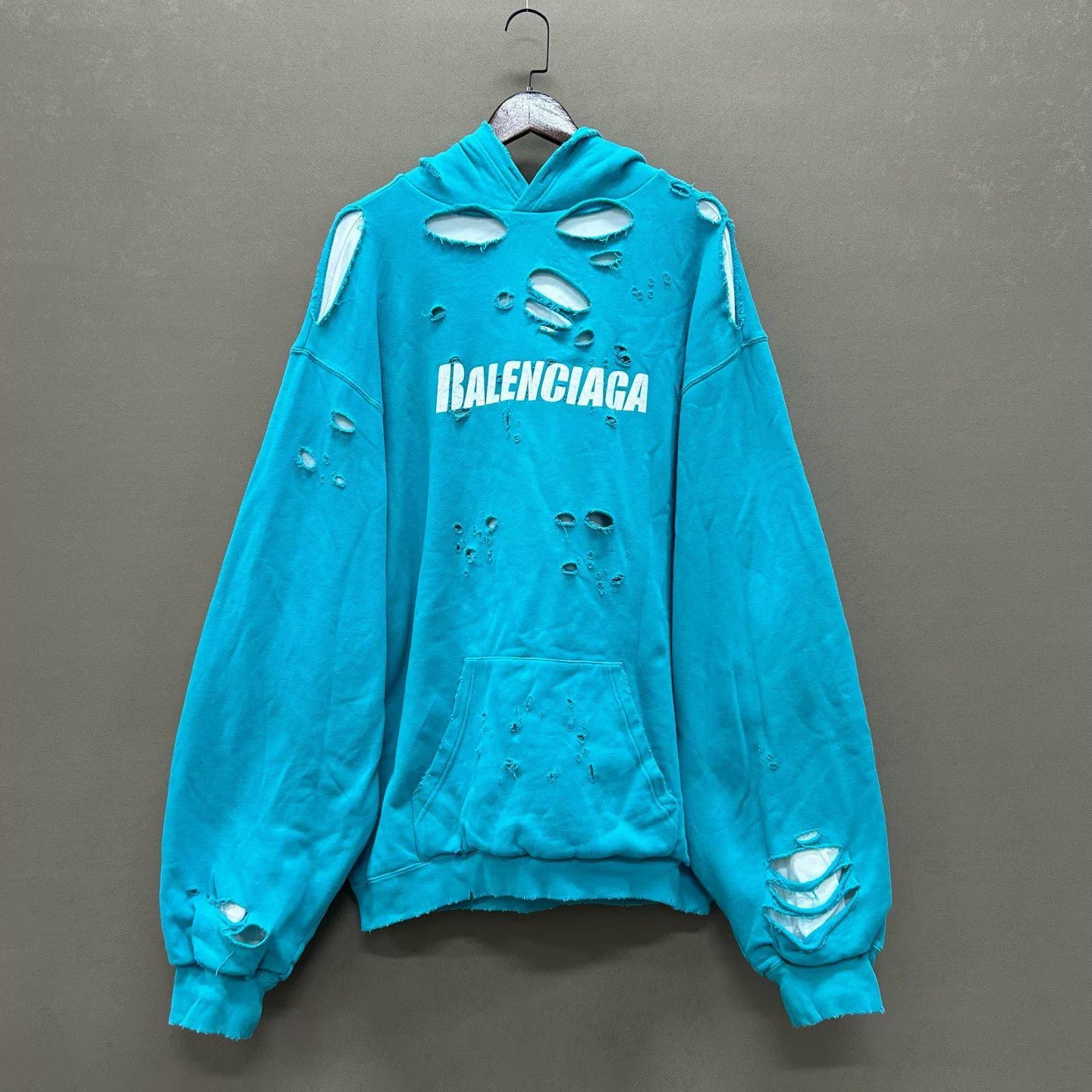 Balenciaga Balenciaga Distressed Hoodie Size S Size US S / EU 44-46 / 1 - 2 Thumbnail