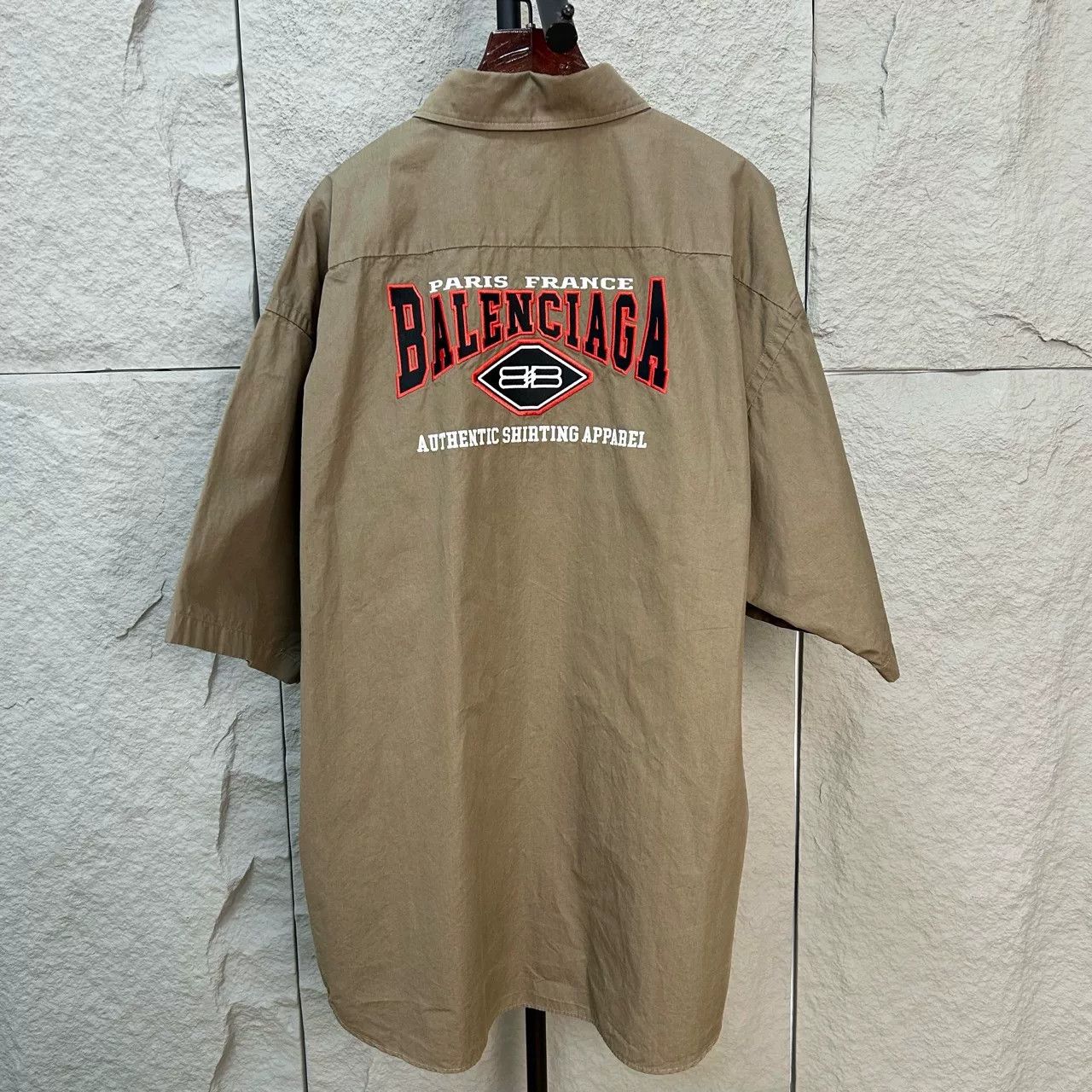 Balenciaga Balenciaga Logo Embroidery Button Up Shirt Size S Size US S / EU 44-46 / 1 - 3 Thumbnail