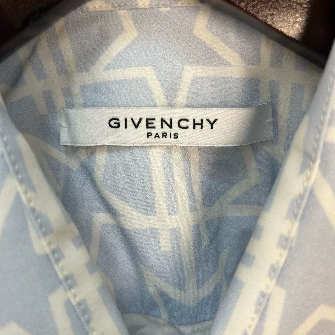 Givenchy Givenchy Star Pattern Button Up Shirt Size M Size US M / EU 48-50 / 2 - 4 Thumbnail