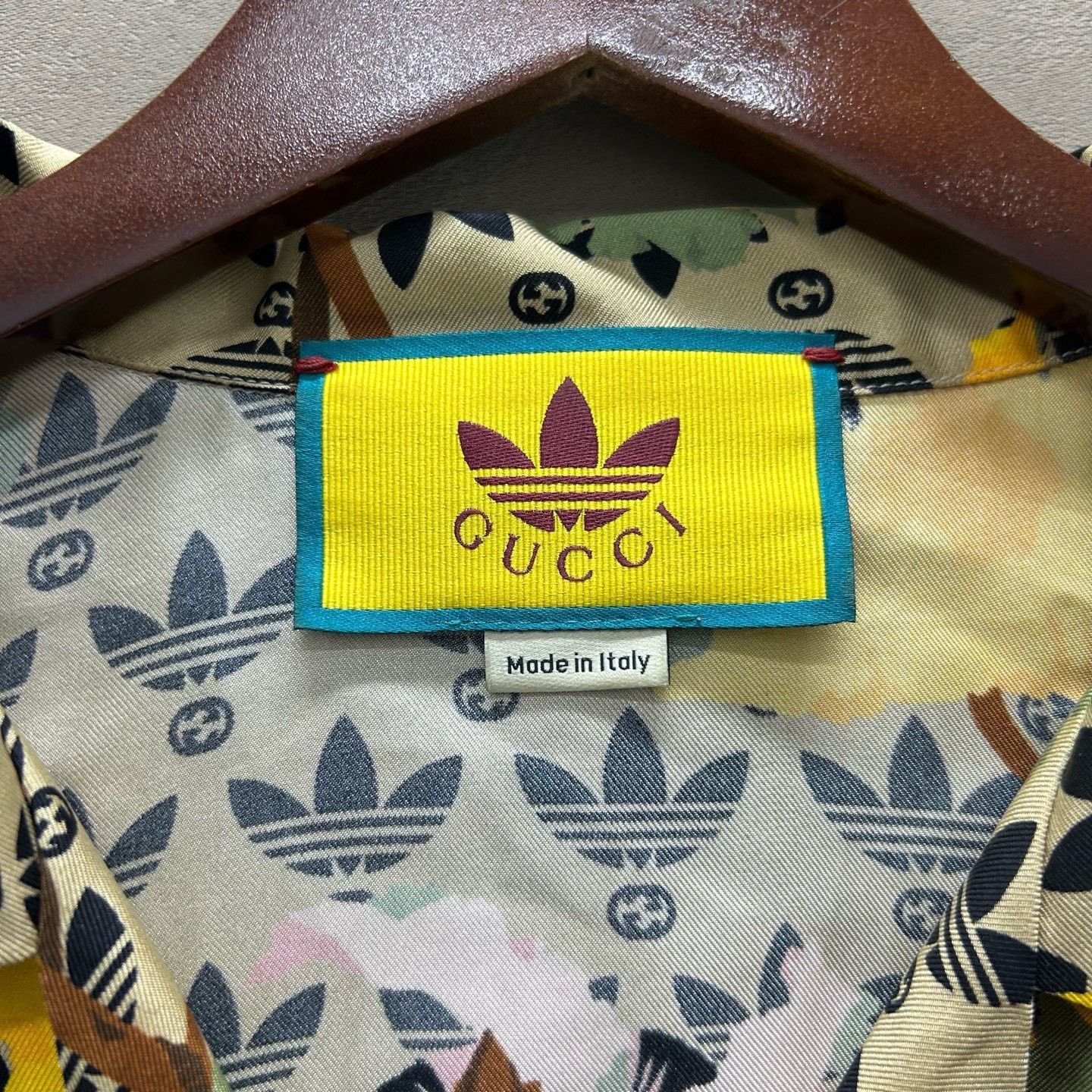 Gucci Gucci x Adidas Floral Silk Shirt Size M Size US M / EU 48-50 / 2 - 4 Thumbnail