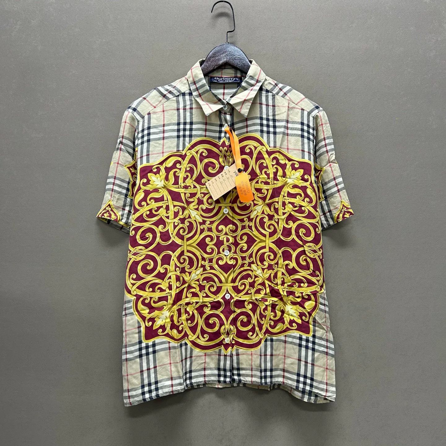 Burberry Vintage Burberrys Silk Scroll Pattern Shirt Size M Size US M / EU 48-50 / 2 - 2 Thumbnail