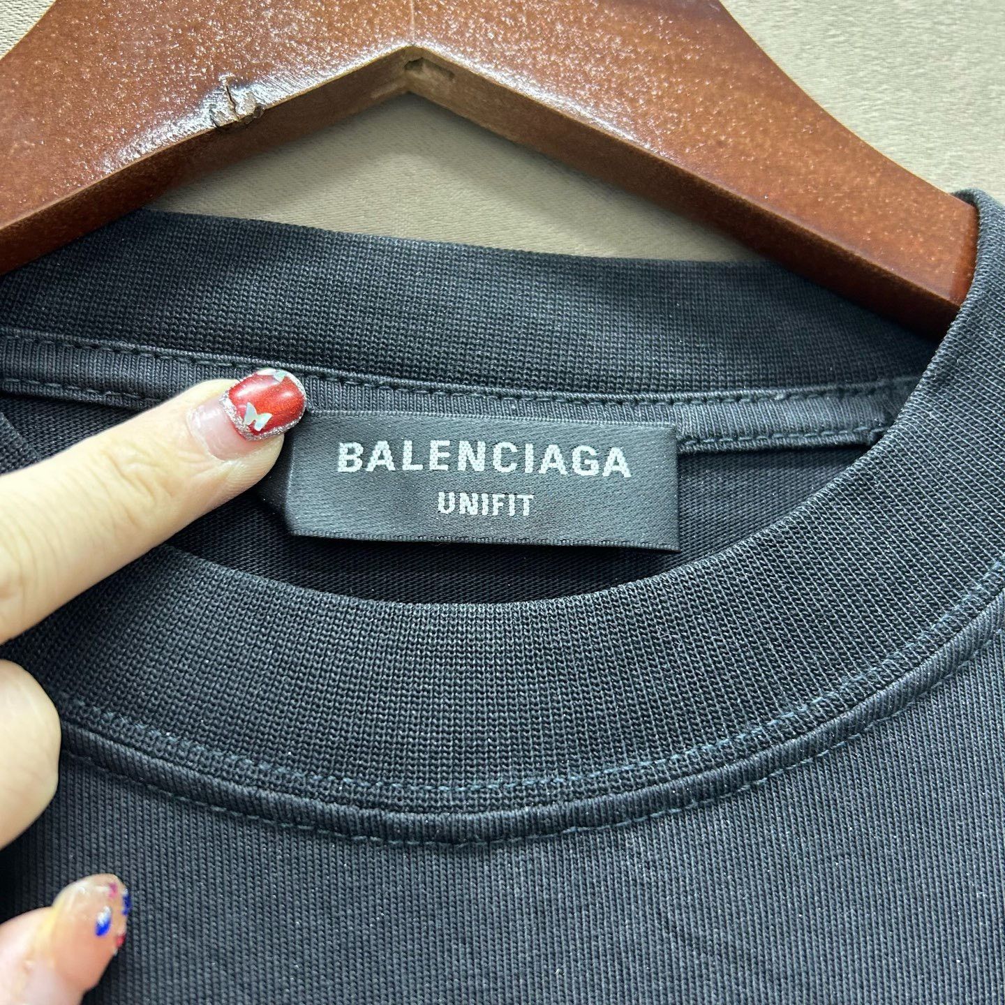 Balenciaga Balenciaga Spliced Plaid Long Sleeve Tee Size M Size US M / EU 48-50 / 2 - 5 Thumbnail