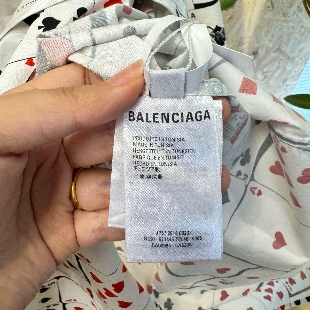 Balenciaga Balenciaga Playing Card Print Button Up Shirt Size S Size US S / EU 44-46 / 1 - 5 Thumbnail