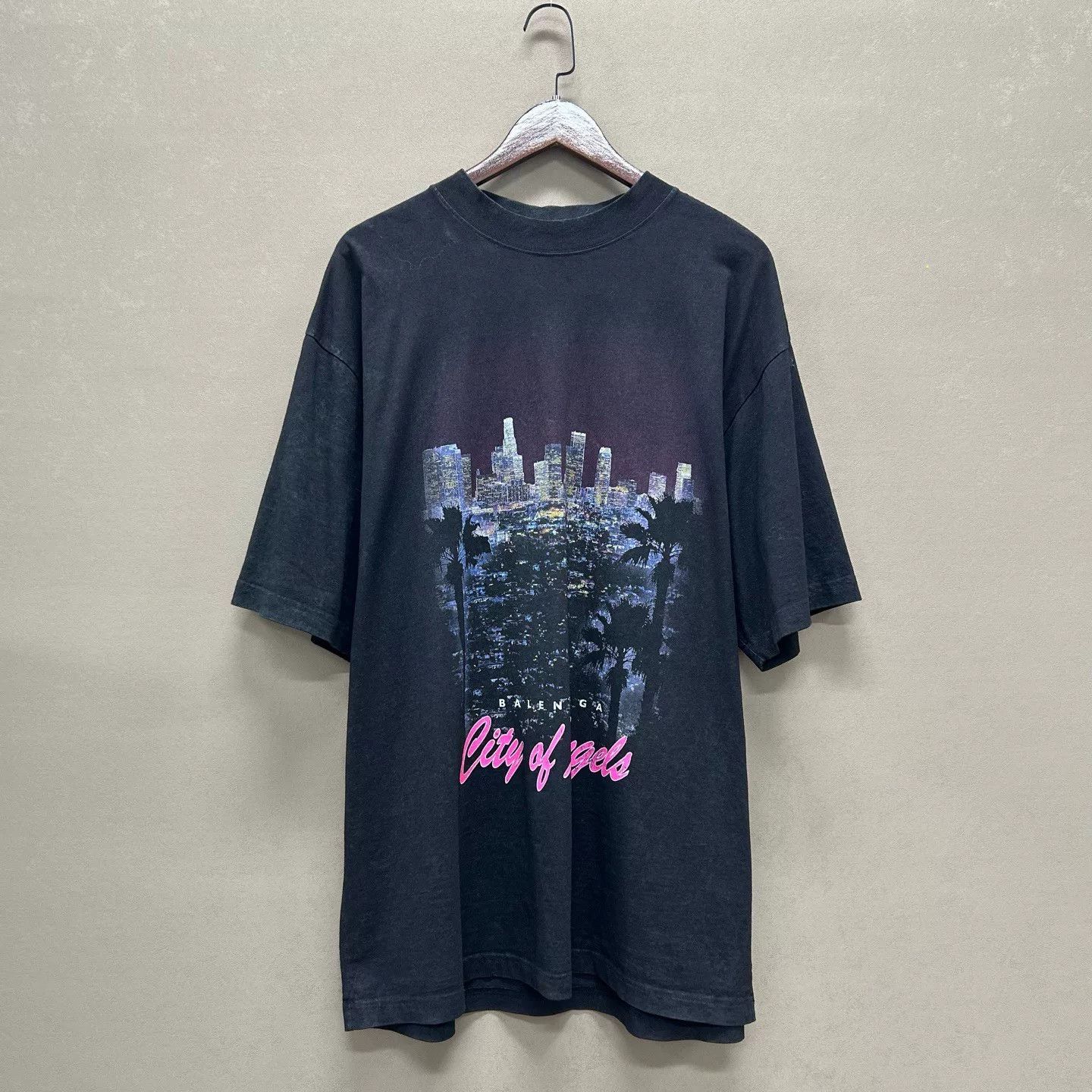 Balenciaga Balenciaga City of Angels Graphic T-Shirt Size L Size US L / EU 52-54 / 3 - 2 Thumbnail