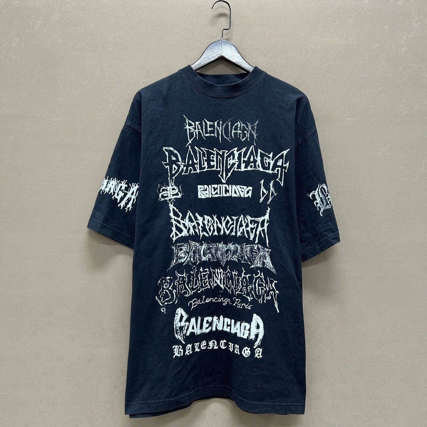 Balenciaga Balenciaga Multi-Logo Short Sleeve T-Shirt Size L Size US L / EU 52-54 / 3 - 2 Thumbnail
