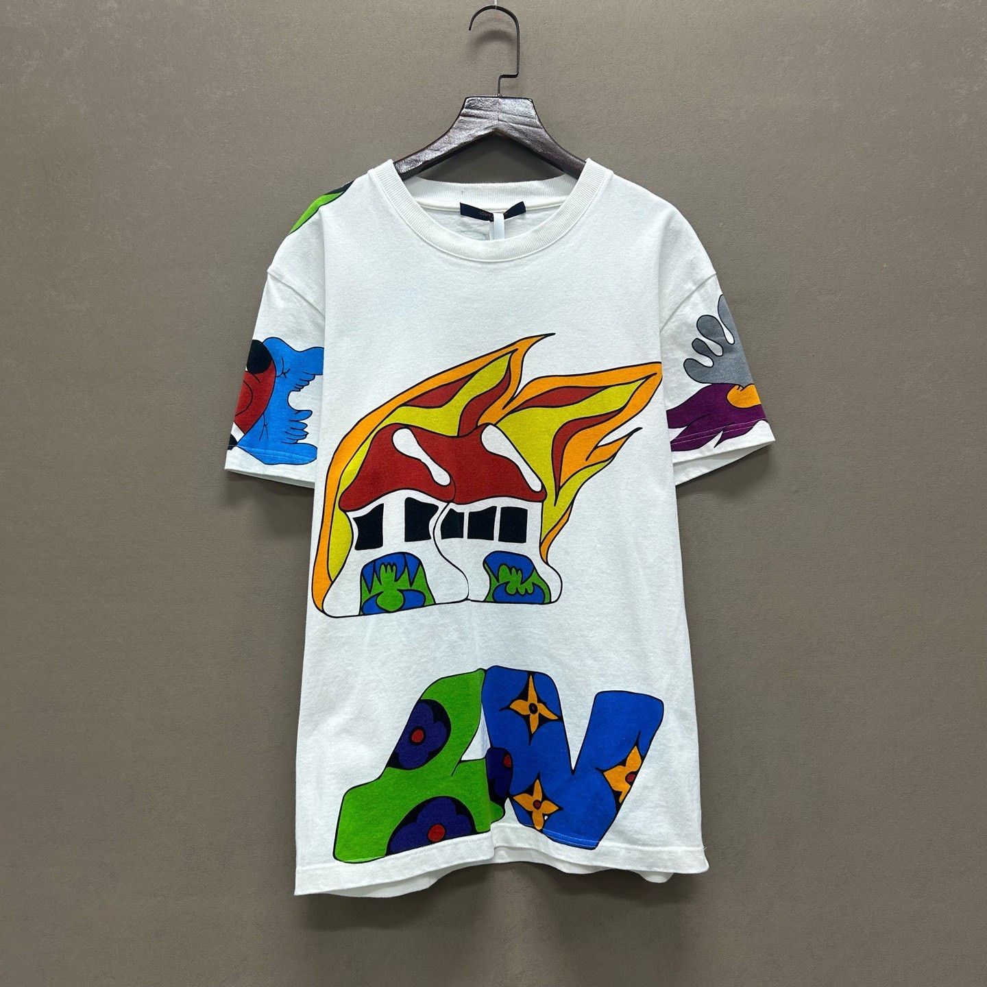 Louis Vuitton Louis Vuitton Cartoon Graphic T-Shirt Size XS Size US XS / EU 42 / 0 - 2 Thumbnail
