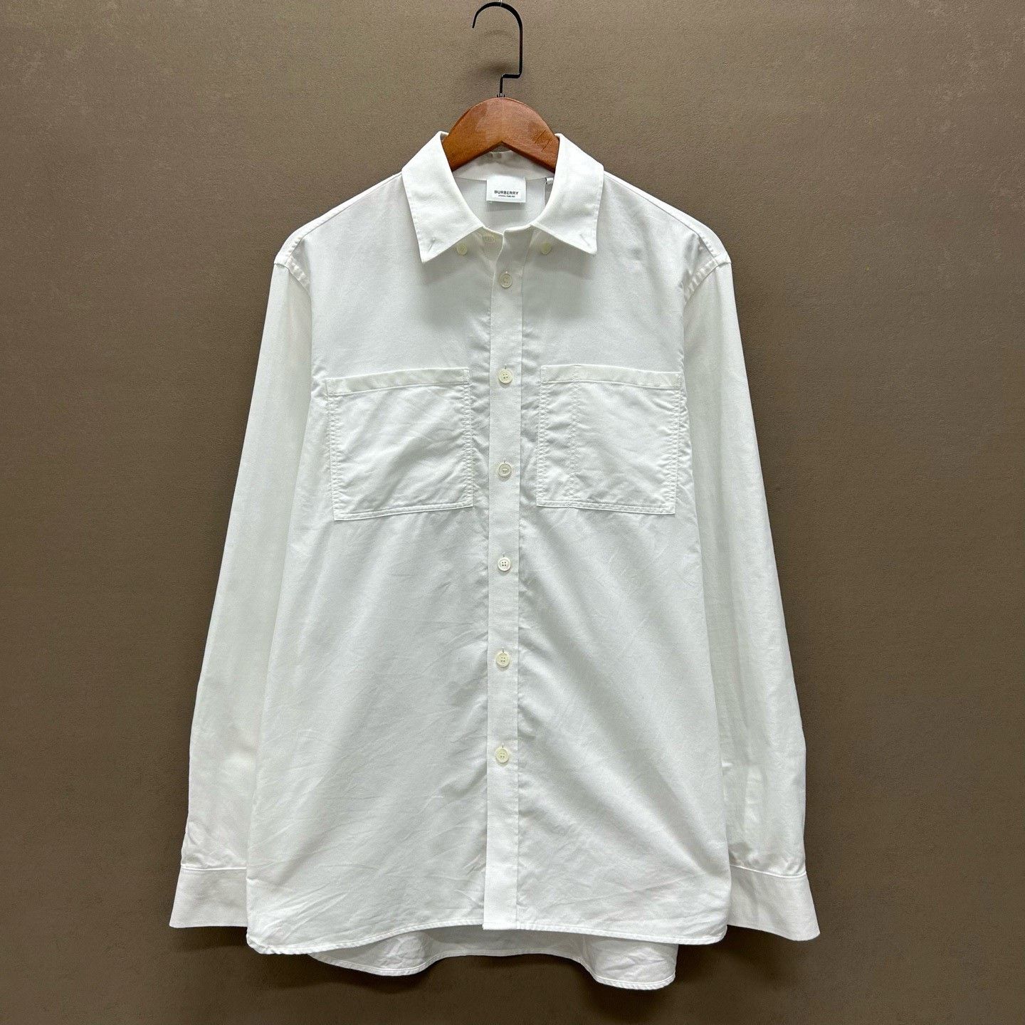 Burberry Burberry Equestrian Knight Graphic Shirt Size L Size US L / EU 52-54 / 3 - 2 Thumbnail