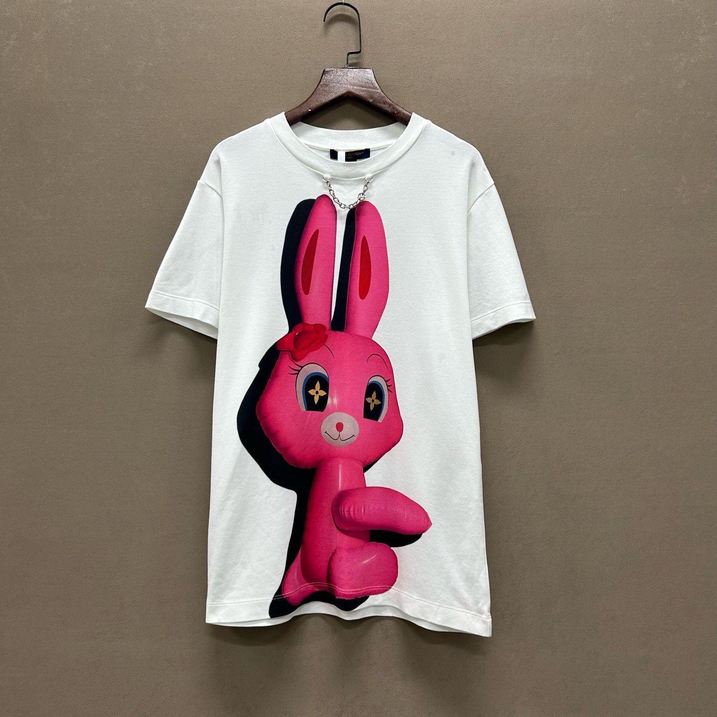 Louis Vuitton Louis Vuitton Rabbit Print T-Shirt Size S Size US S / EU 44-46 / 1 - 2 Thumbnail