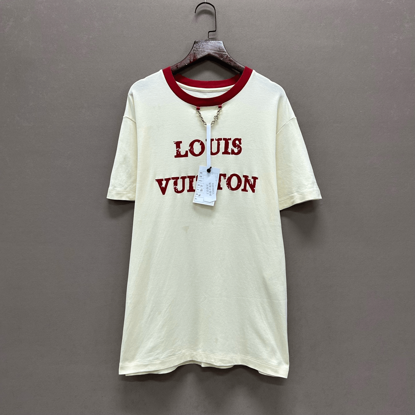 Louis Vuitton Louis Vuitton Flocked Logo Chain T-Shirt Size S Size US S / EU 44-46 / 1 - 2 Thumbnail