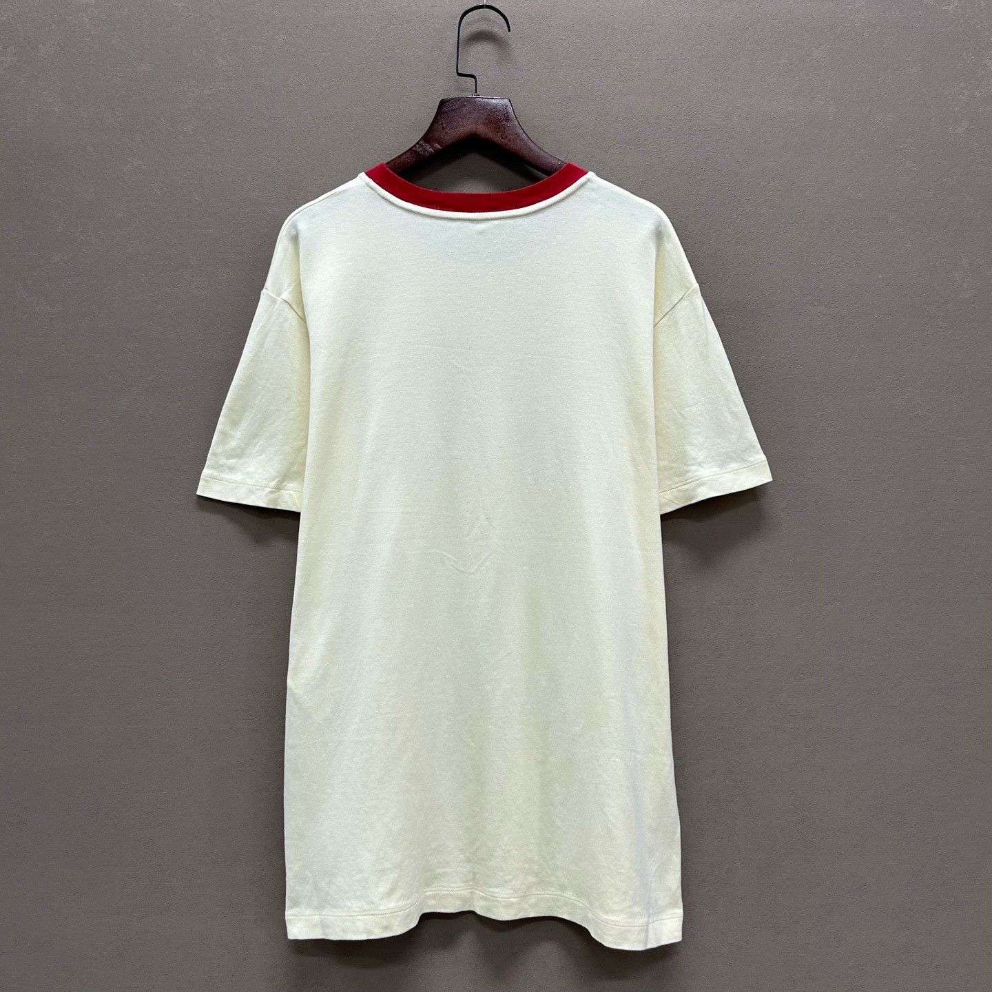 Louis Vuitton Louis Vuitton Flocked Logo Chain T-Shirt Size S Size US S / EU 44-46 / 1 - 3 Thumbnail