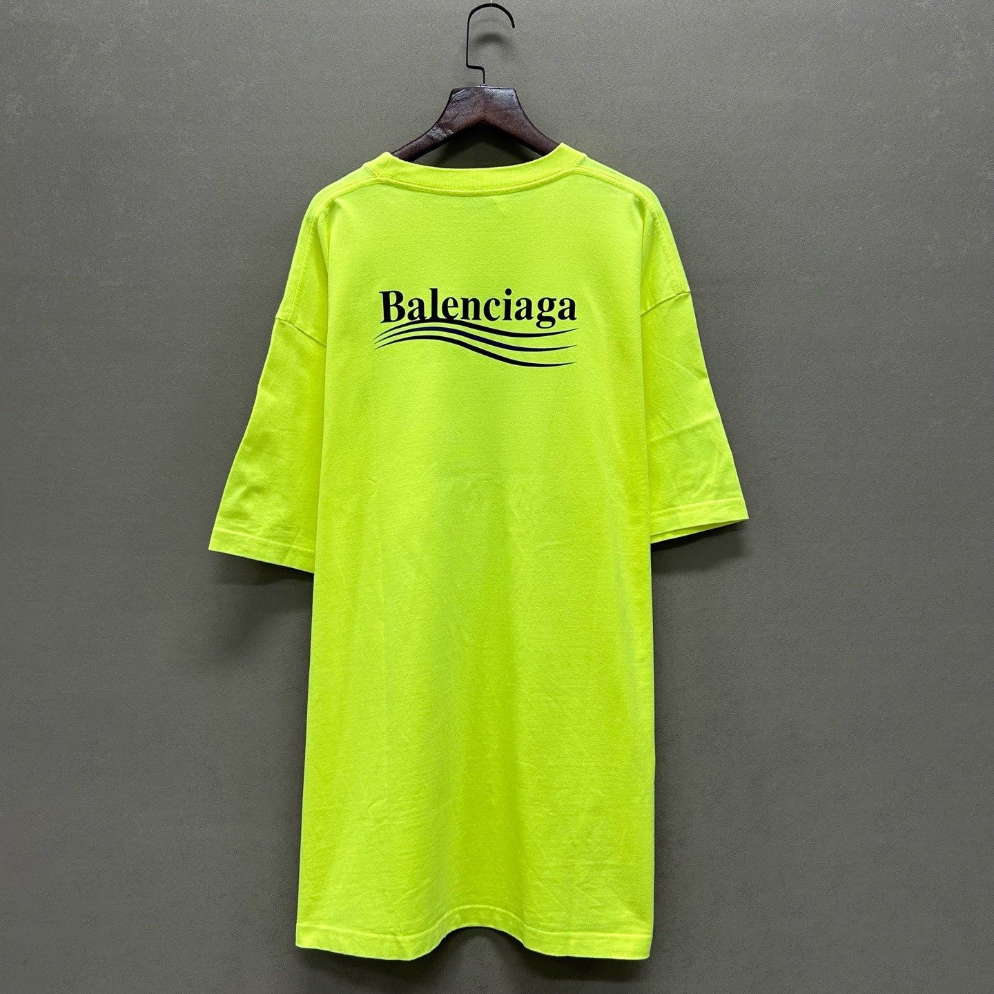 Balenciaga Balenciaga Wave Logo Neon T-Shirt Size M Size US M / EU 48-50 / 2 - 3 Thumbnail