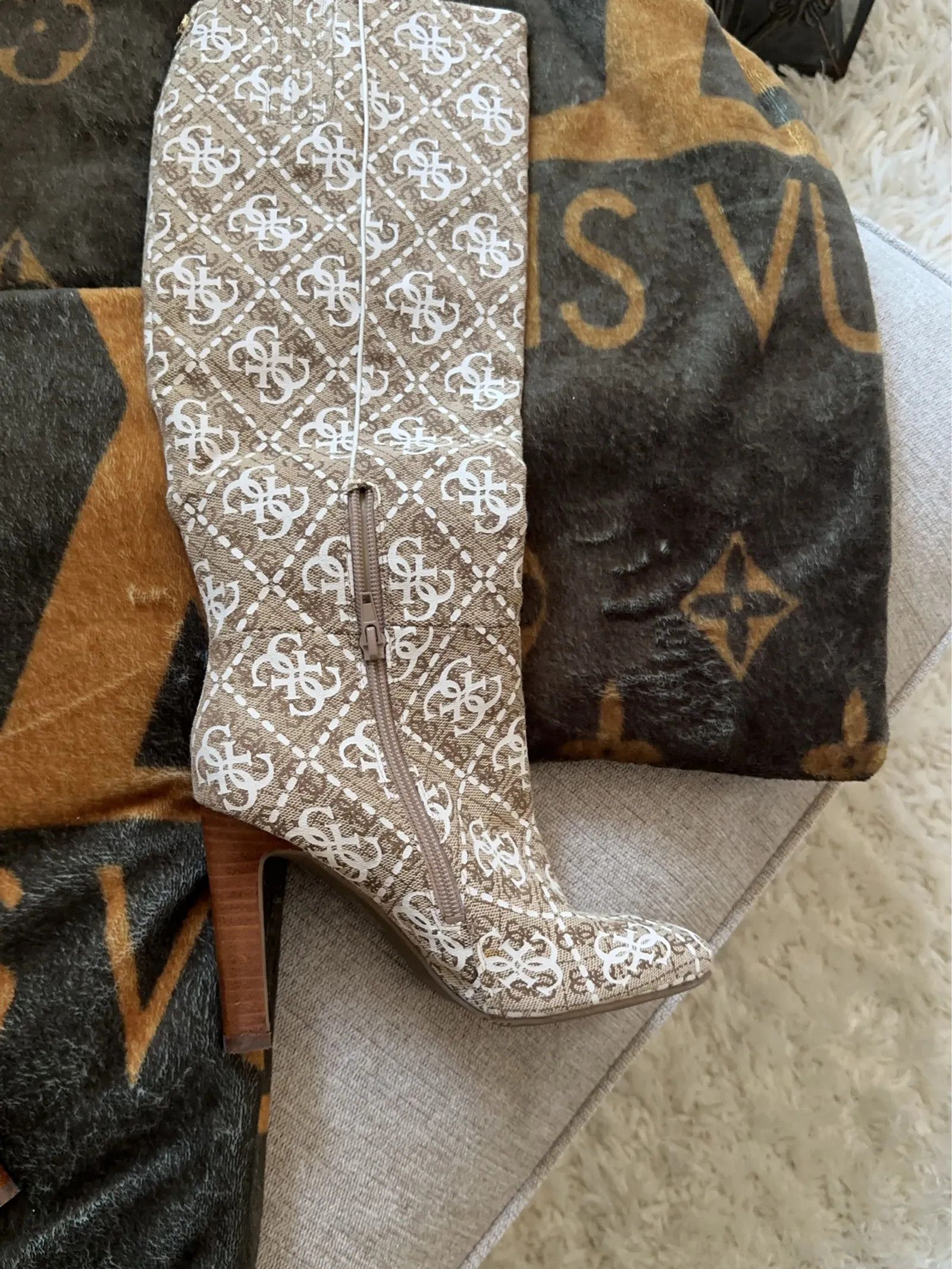 Guess Guess Guess Heels Size US 6 / IT 36 - 2 Thumbnail