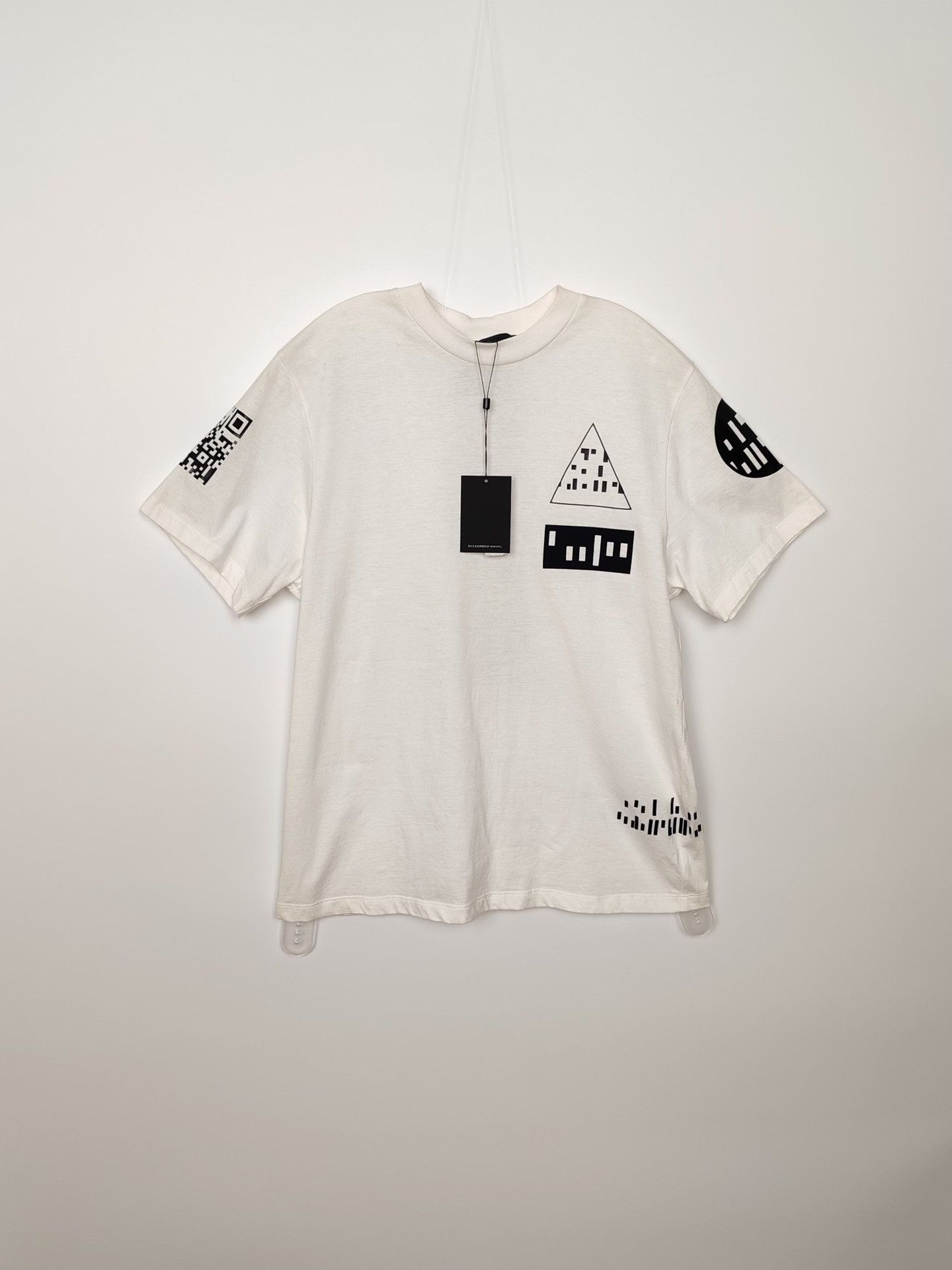 Alexander Wang Alexander Wang Graphic T-Shirt Size XS Size XS / US 0-2 / IT 36-38 - 2 Thumbnail
