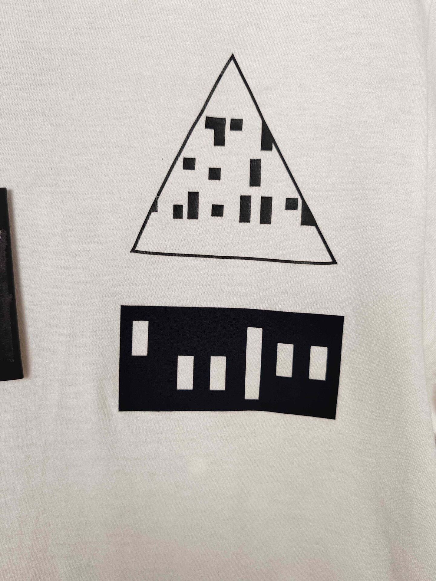 Alexander Wang Alexander Wang Graphic T-Shirt Size XS Size XS / US 0-2 / IT 36-38 - 6 Thumbnail