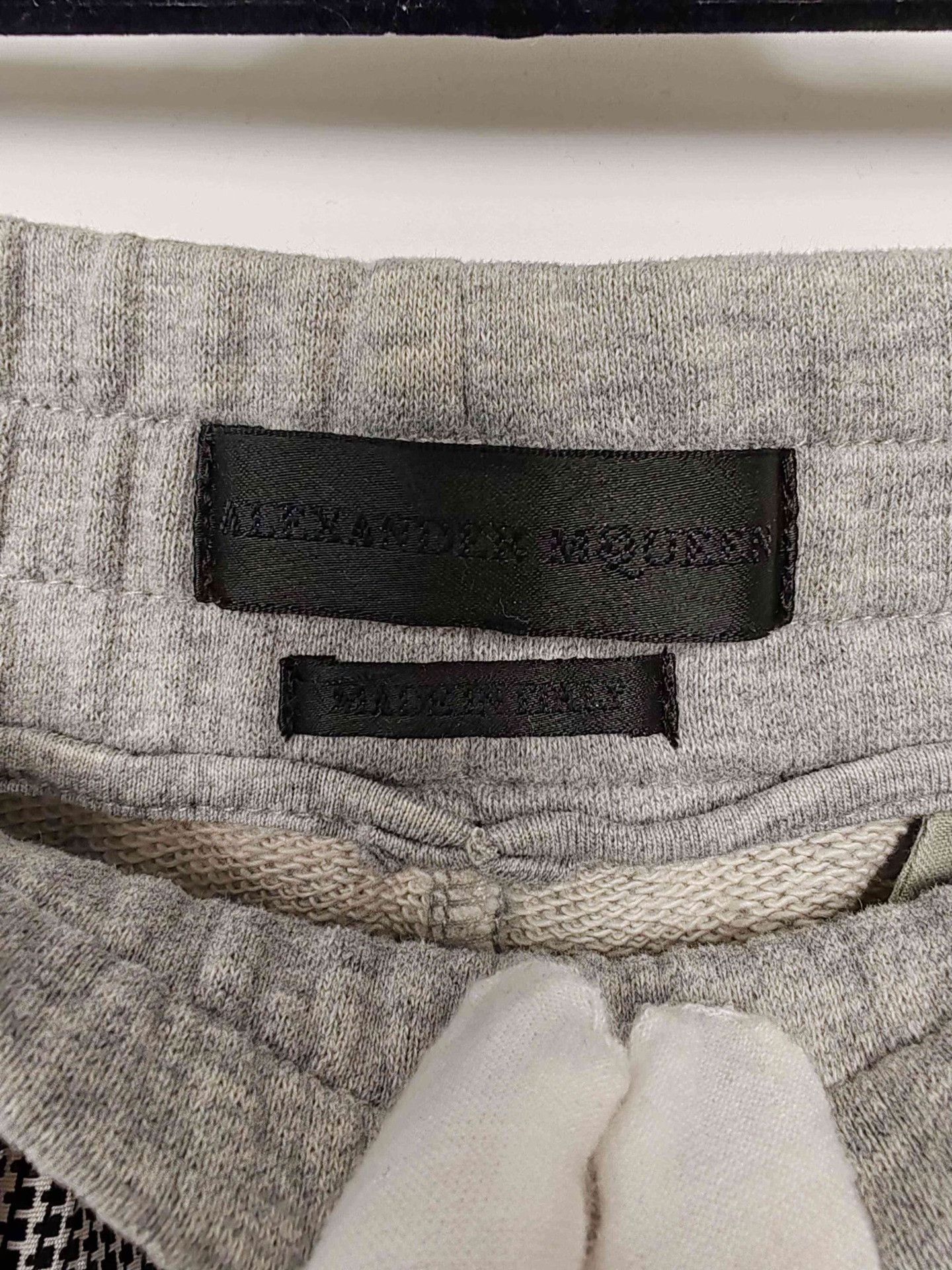 Alexander McQueen Alexander McQueen Plaid Skull Sweatpants Size S Size US 30 / EU 46 - 4 Thumbnail
