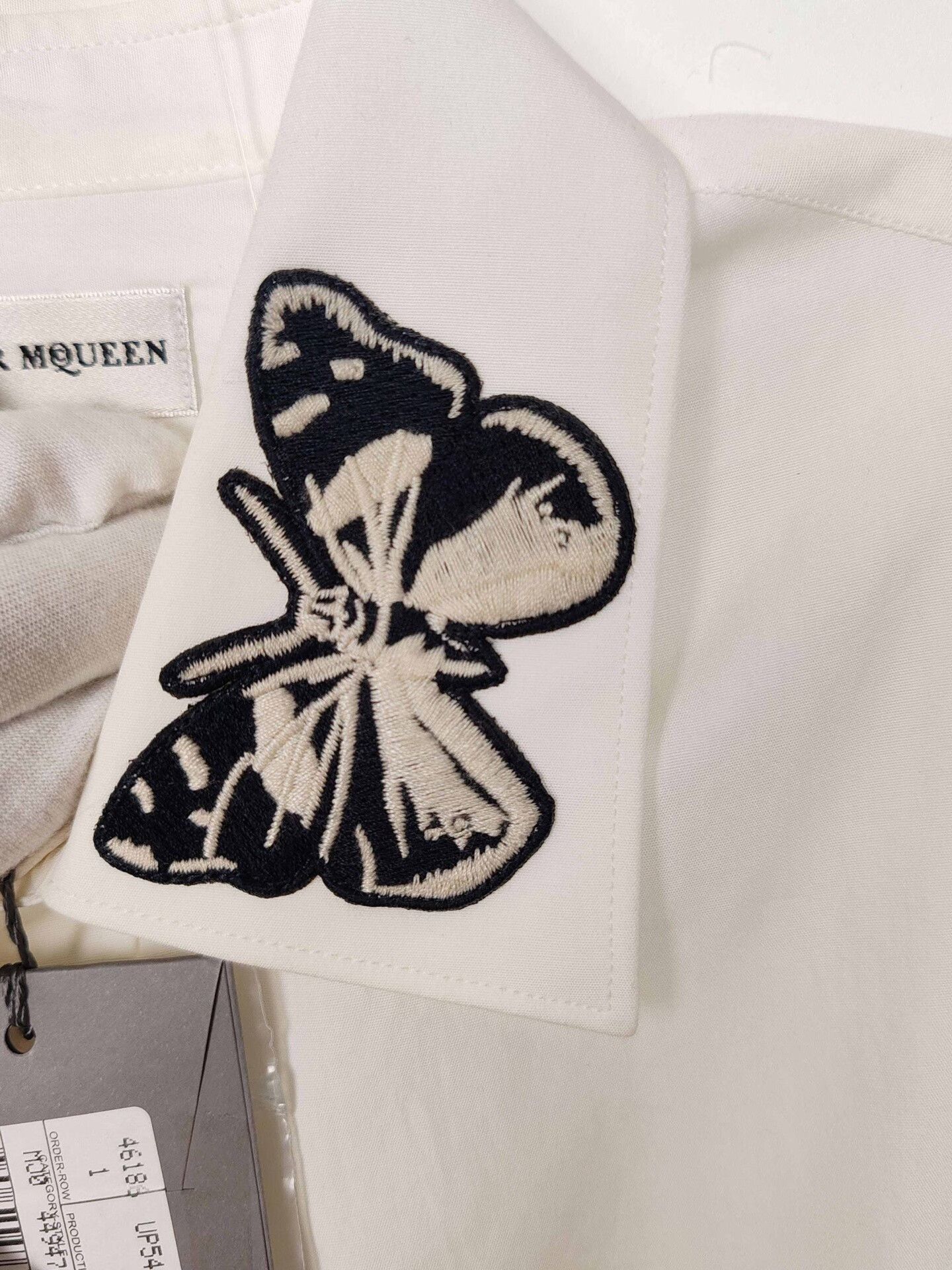 Alexander McQueen Alexander McQueen Butterfly Embroidered Shirt Size M Size US M / EU 48-50 / 2 - 6 Thumbnail