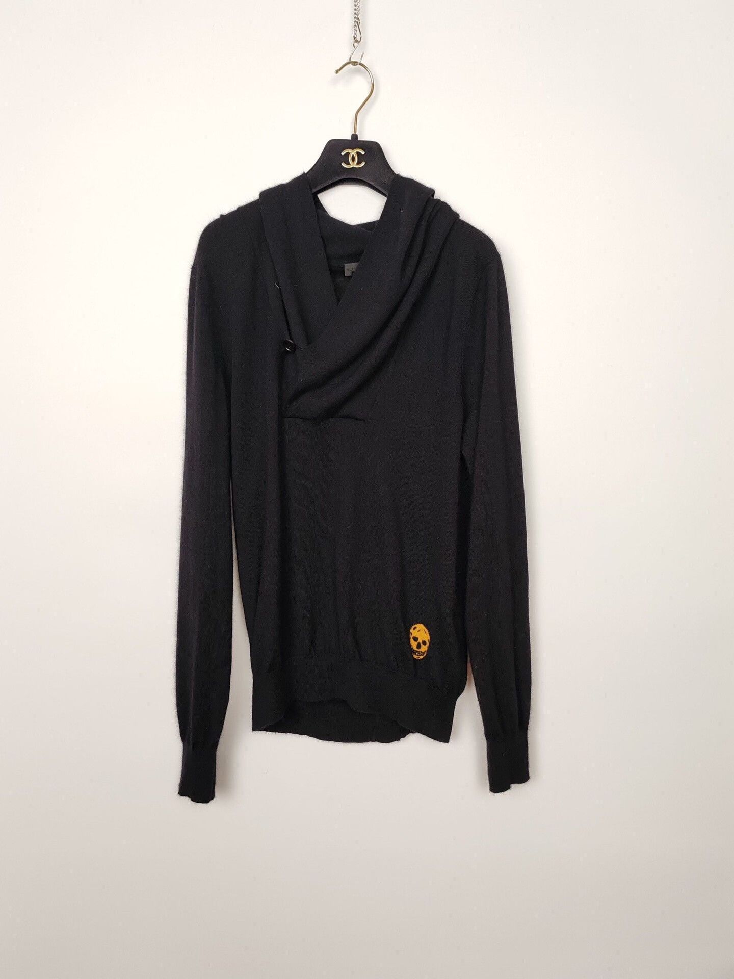 Alexander McQueen Alexander McQueen Yellow Skull Cashmere Sweater Size S Size US S / EU 44-46 / 1 - 2 Thumbnail