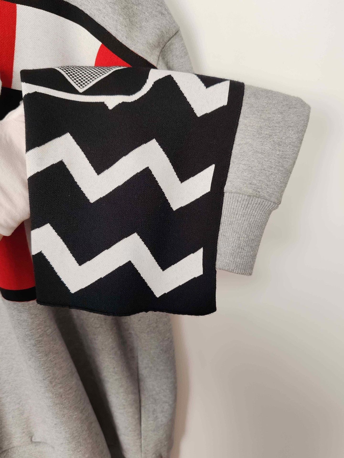 Stella McCartney Stella McCartney Graphic Knit Hoodie Size 38 Size M / US 6-8 / IT 42-44 - 8 Thumbnail