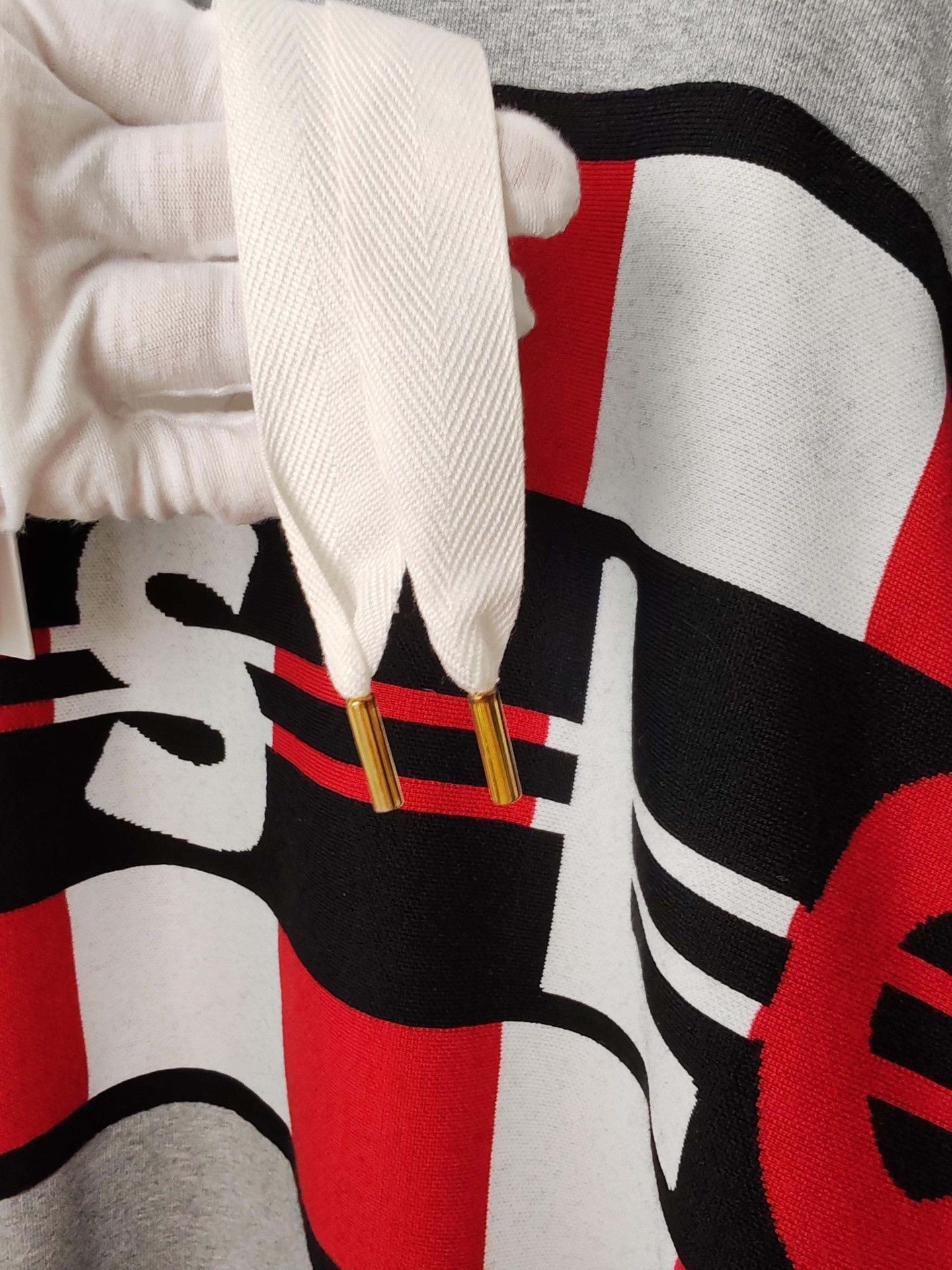 Stella McCartney Stella McCartney Graphic Knit Hoodie Size 38 Size M / US 6-8 / IT 42-44 - 7 Thumbnail