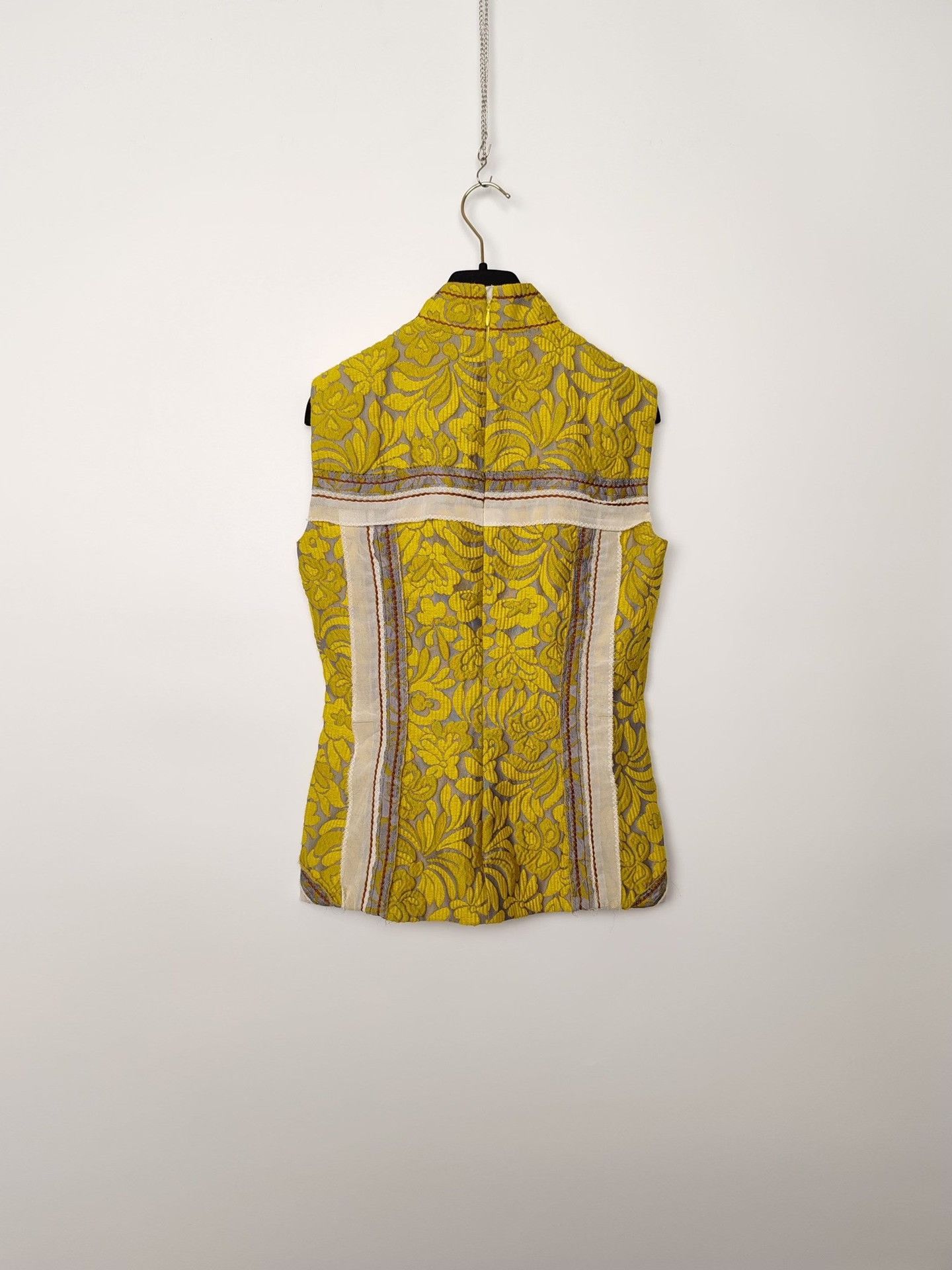 Prada Prada Floral Embroidered Sleeveless Top Size 38 Size XS / US 0-2 / IT 36-38 - 3 Thumbnail