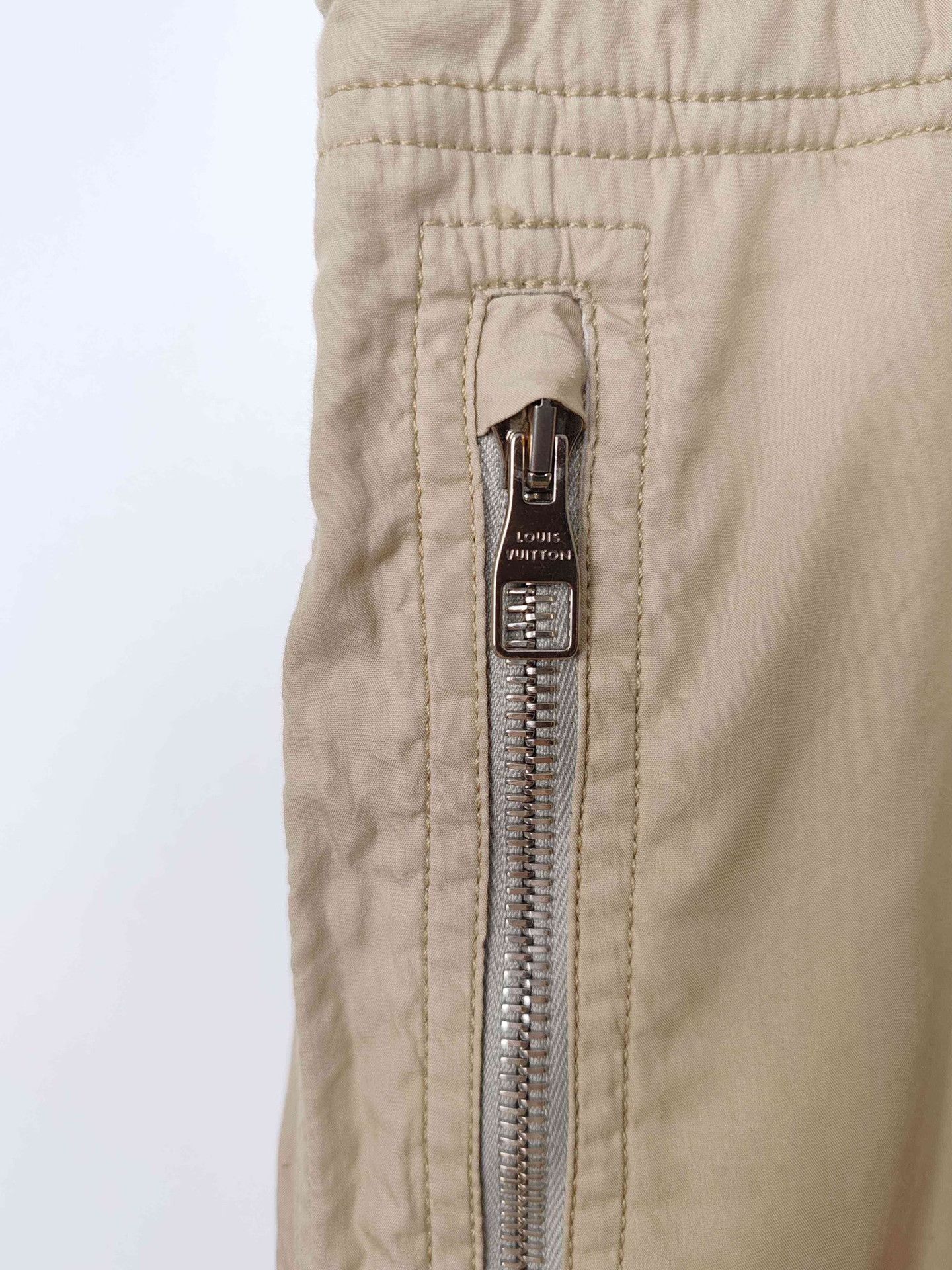 Louis Vuitton Louis Vuitton Parachute Pants Beige Size 34 Size US 34 / EU 50 - 5 Thumbnail