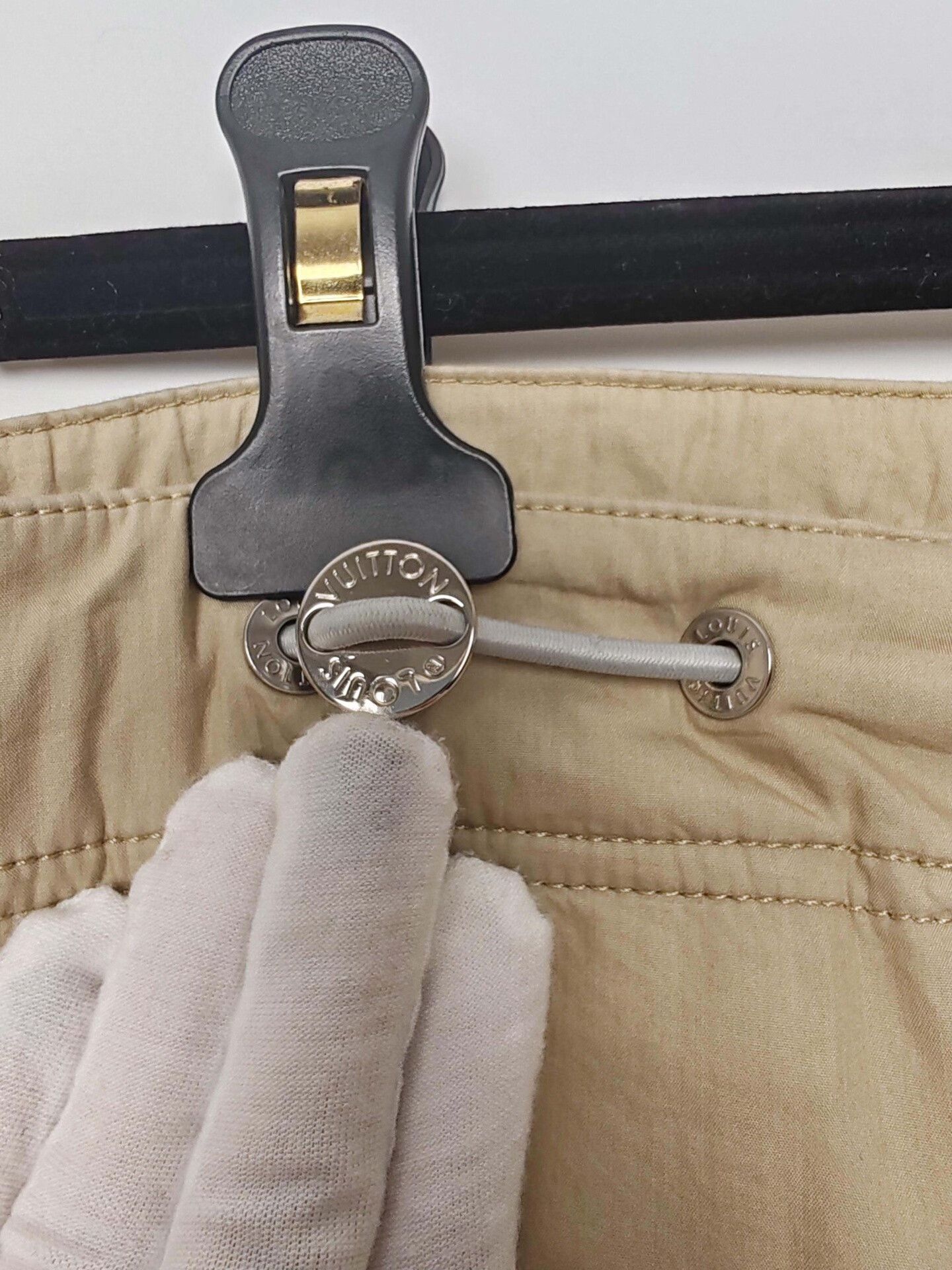 Louis Vuitton Louis Vuitton Parachute Pants Beige Size 34 Size US 34 / EU 50 - 6 Thumbnail