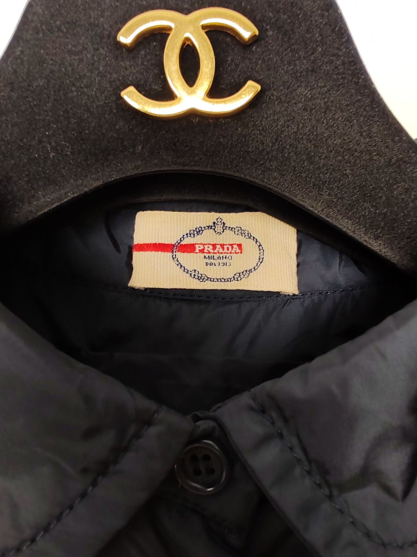 Prada Prada Nylon Button-Up Jacket Size 40 Size S / US 4 / IT 40 - 4 Thumbnail