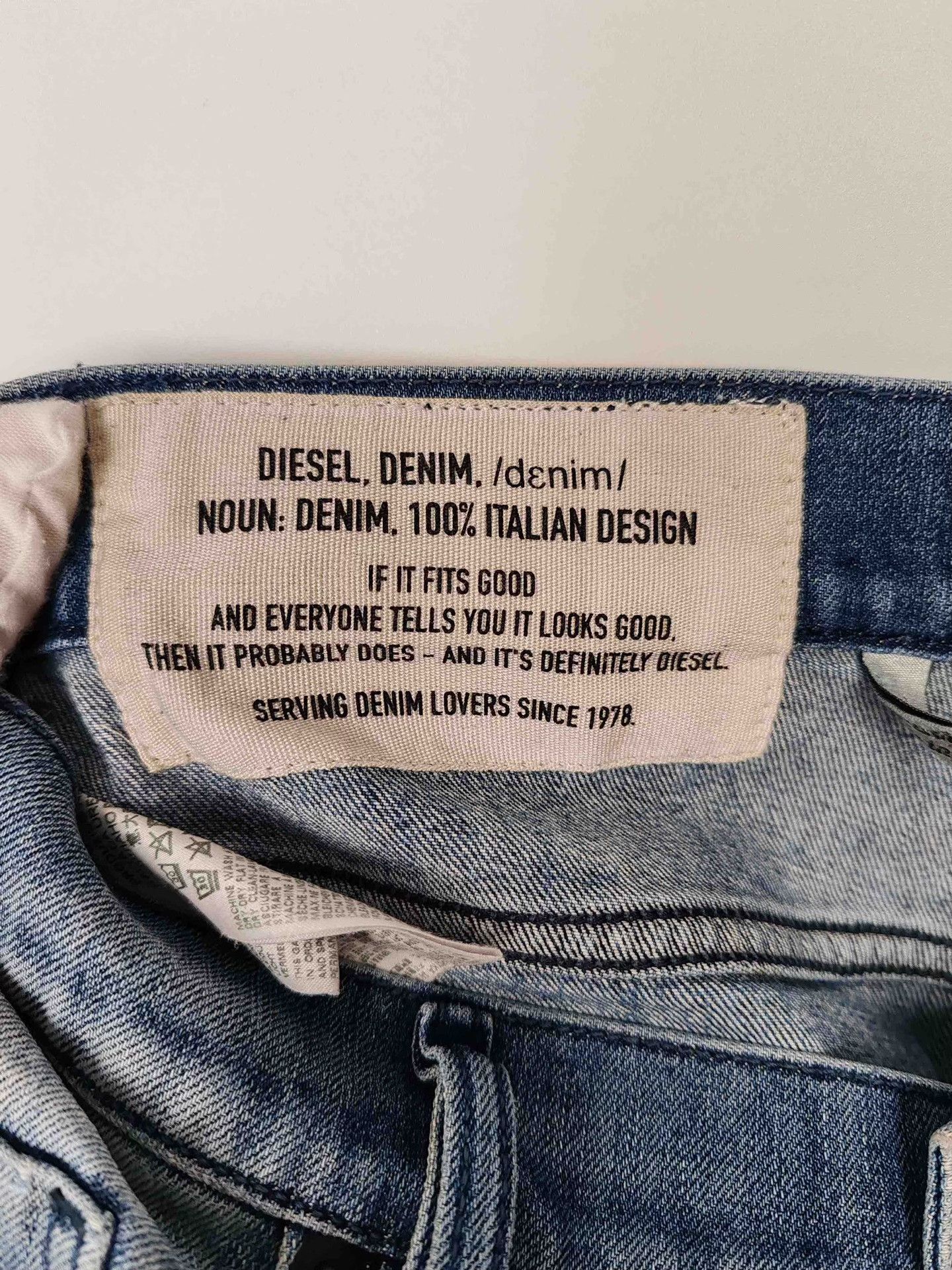 Diesel Diesel Paint Splatter Distressed Jeans Size 31 Size US 31 - 4 Thumbnail