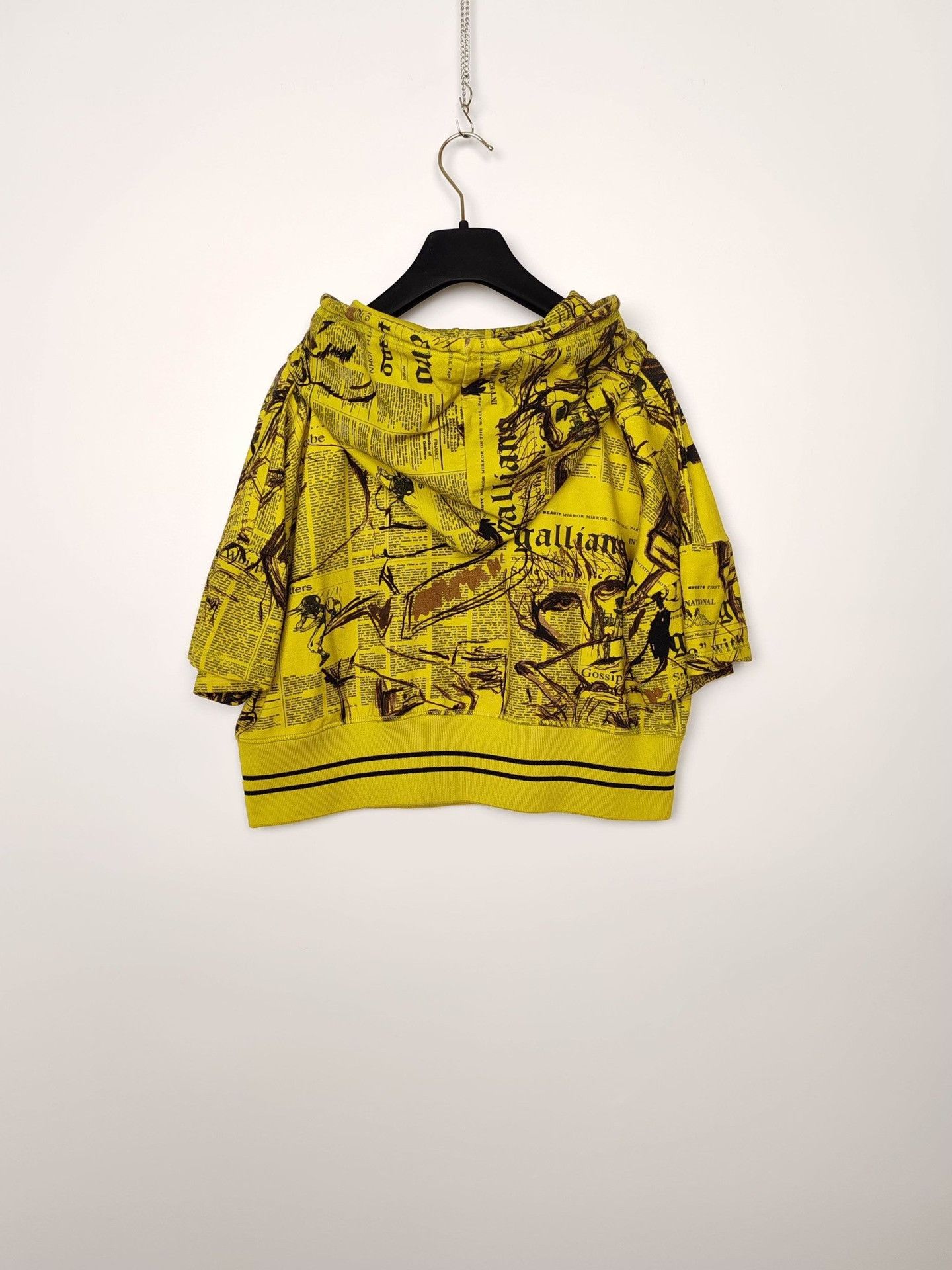 John Galliano John Galliano Newspaper Print Zip-Up Hoodie XS Size XS / US 0-2 / IT 36-38 - 3 Thumbnail
