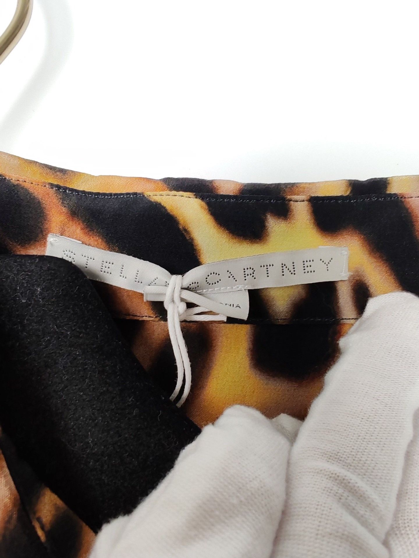 Stella McCartney Stella McCartney Leopard Print Silk Button Up Shirt Size 38 Size XS / US 0-2 / IT 36-38 - 4 Thumbnail