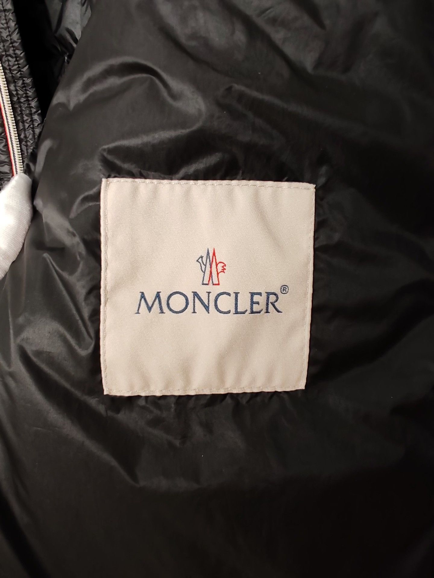 Moncler Moncler Pocket Down Jacket Size S Size US S / EU 44-46 / 1 - 4 Thumbnail