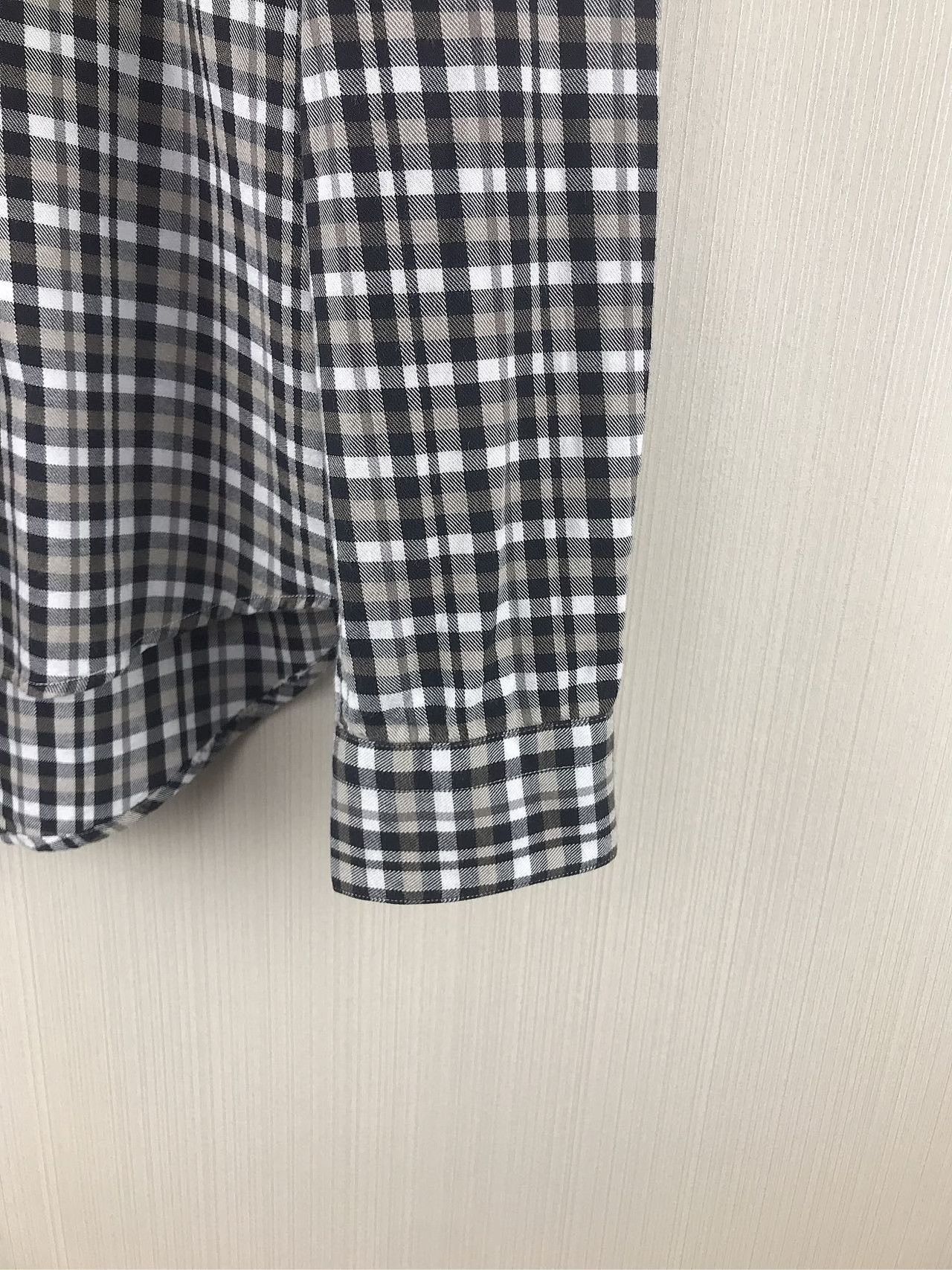 Louis Vuitton Louis Vuitton Checked Button Up Shirt Size XS Size US XS / EU 42 / 0 - 5 Thumbnail