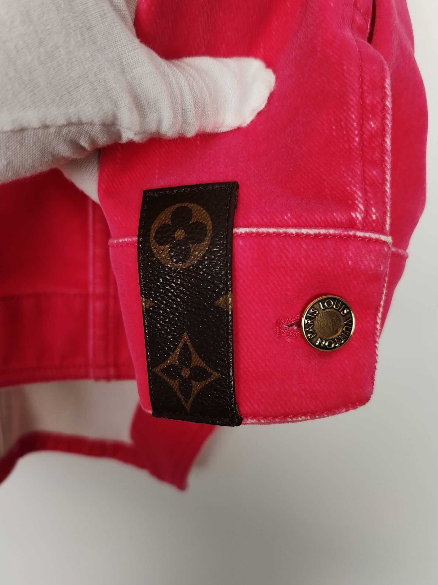 Louis Vuitton Louis Vuitton Pink Monogram Trim Jacket Size 40 Size M / US 6-8 / IT 42-44 - 6 Thumbnail