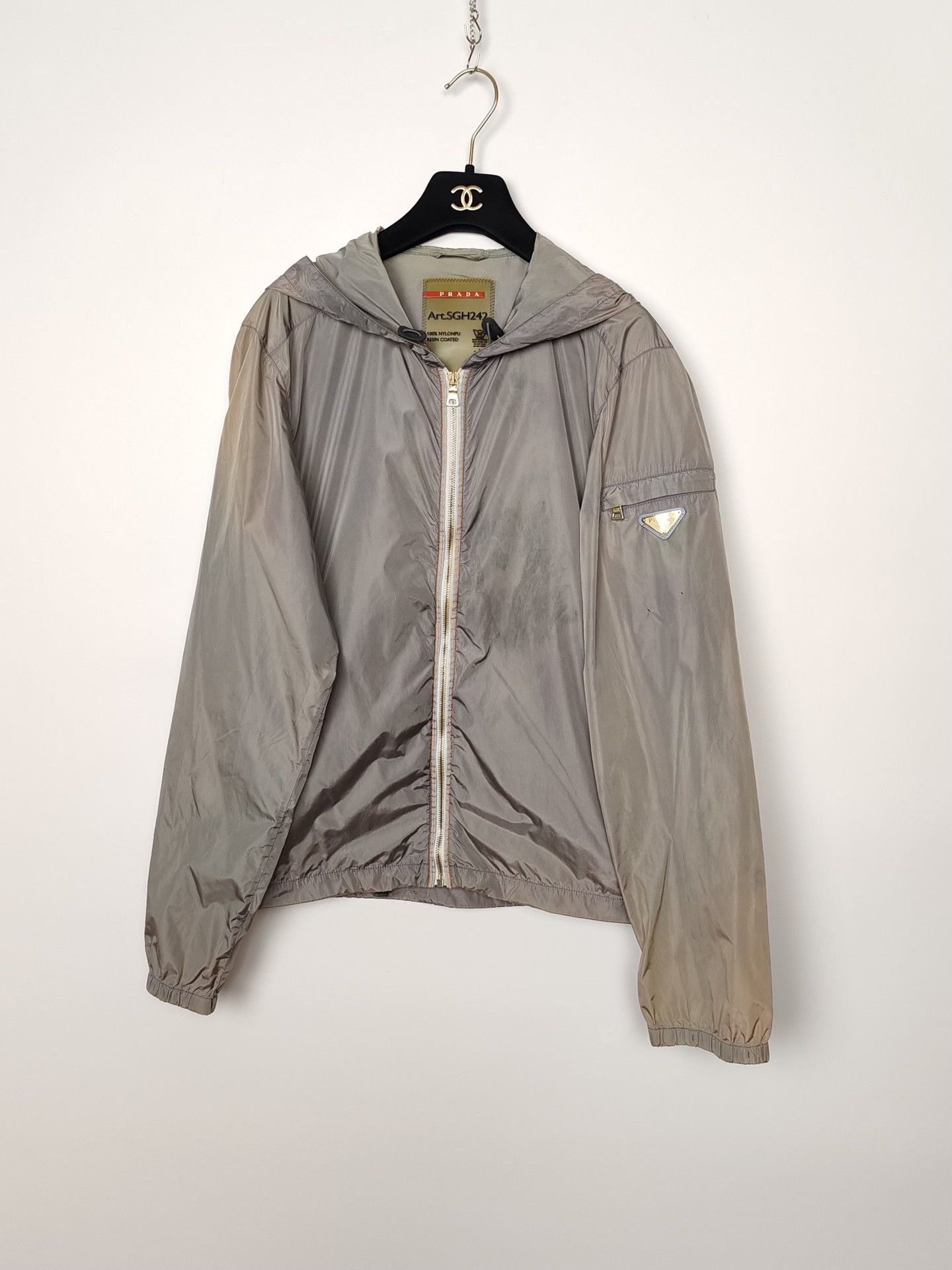 Prada Prada Nylon Metal Triangle Logo Jacket Size S Size US S / EU 44-46 / 1 - 2 Thumbnail
