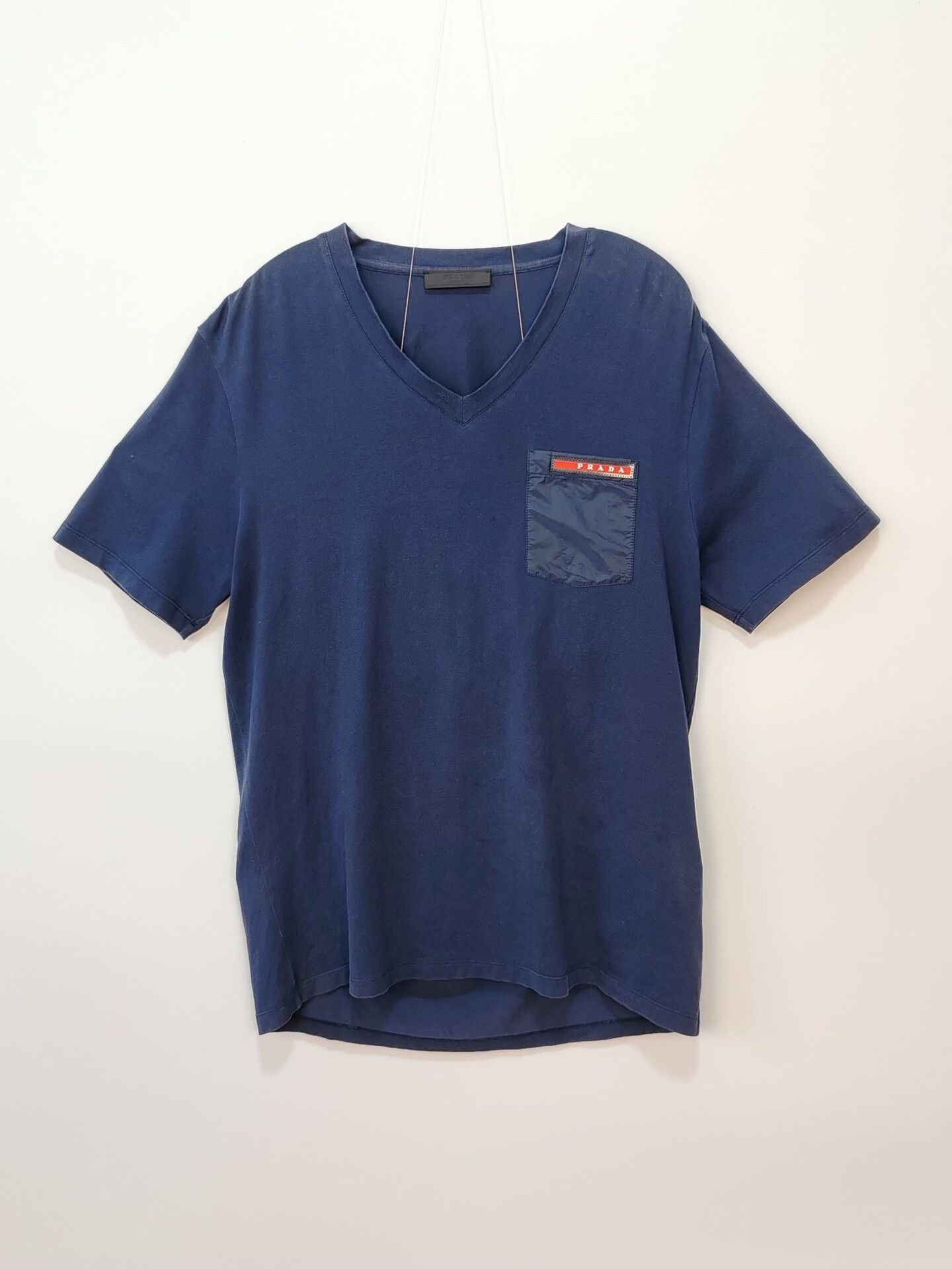 Prada Prada Rubber Logo Pocket V-Neck T-Shirt Size S Size US S / EU 44-46 / 1 - 2 Thumbnail