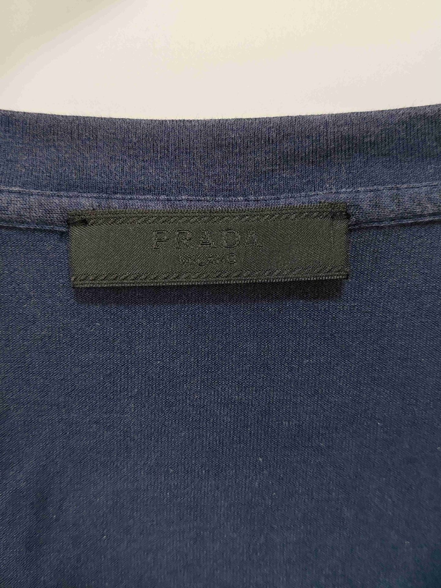 Prada Prada Rubber Logo Pocket V-Neck T-Shirt Size S Size US S / EU 44-46 / 1 - 4 Thumbnail