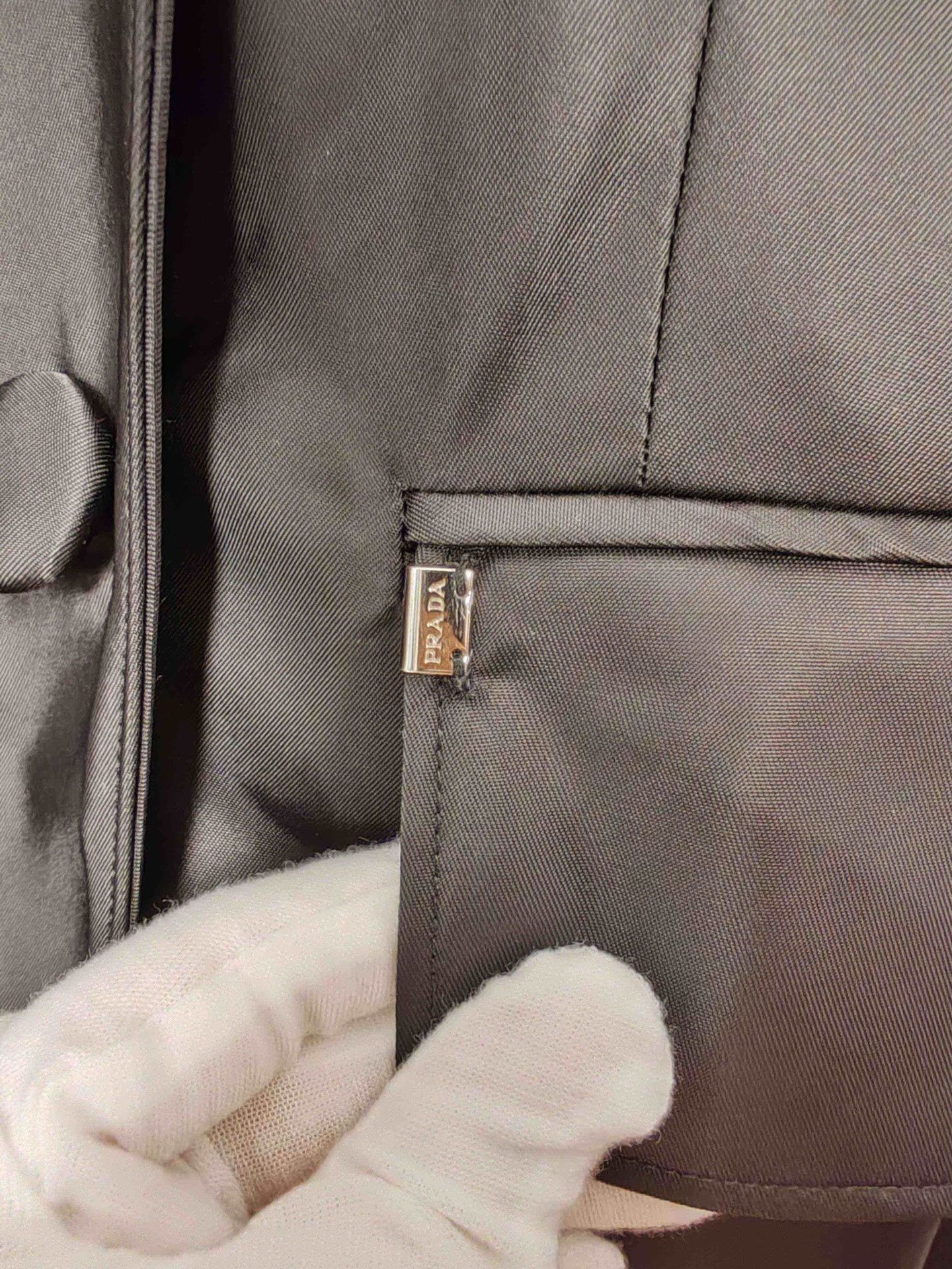 Prada Prada Logo Plate Double Breasted Coat Size S Size S / US 4 / IT 40 - 5 Thumbnail