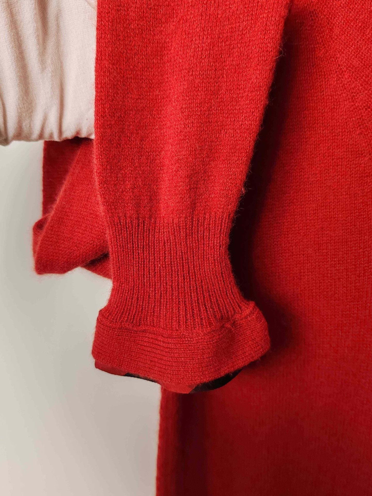 Burberry Burberry Red Cashmere Sweater Size S Size S / US 4 / IT 40 - 5 Thumbnail