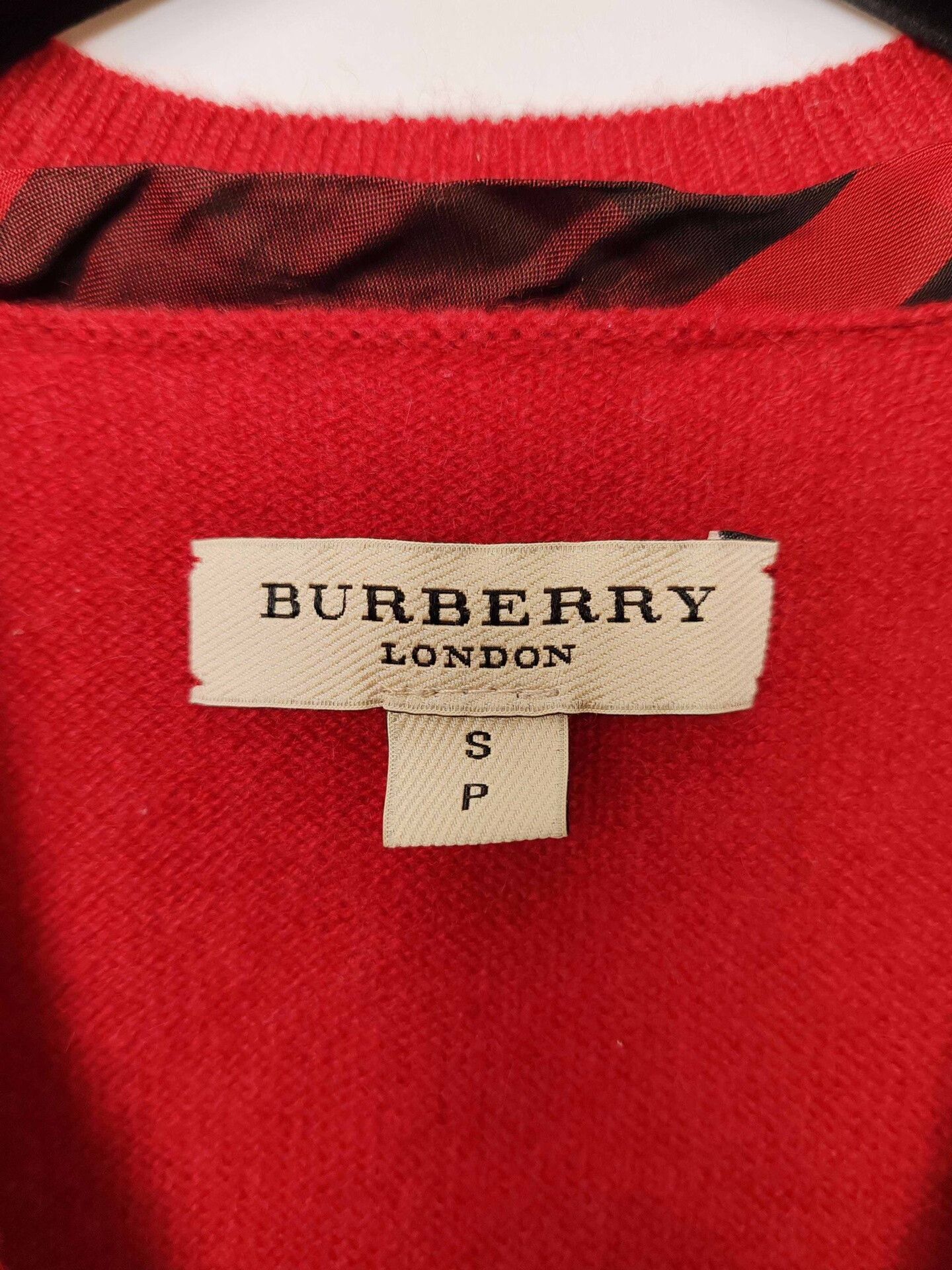 Burberry Burberry Red Cashmere Sweater Size S Size S / US 4 / IT 40 - 4 Thumbnail