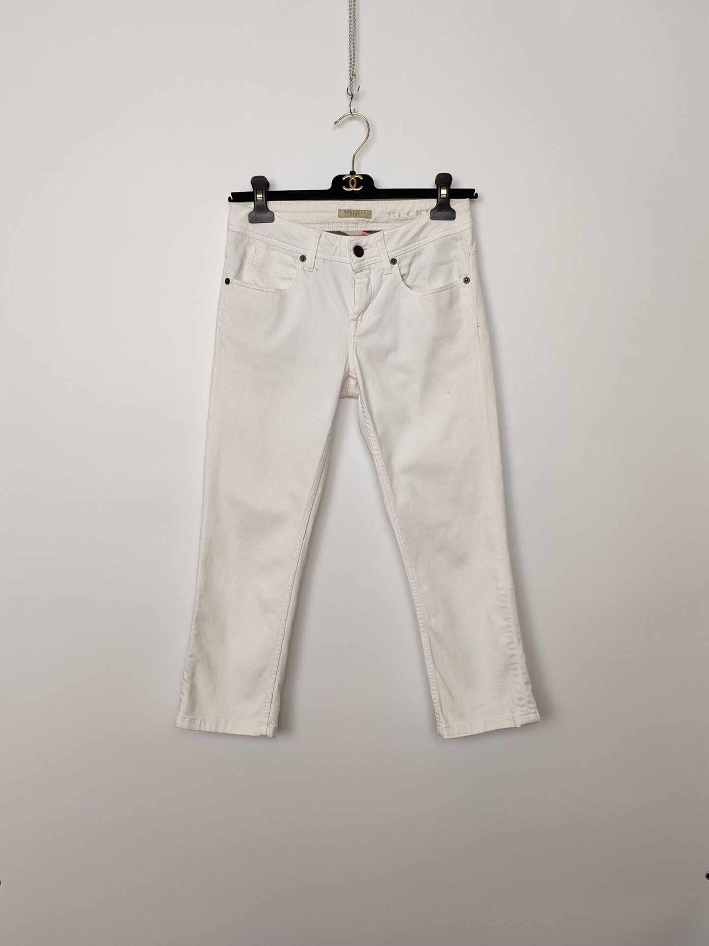 Burberry Burberry Brit White Denim Jeans Size 26 Size 26" / US 2 / IT 38 - 2 Thumbnail
