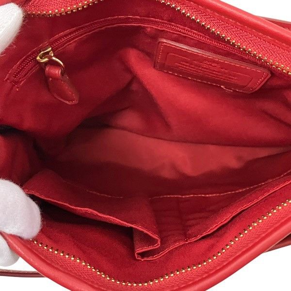 Coach Coach Coach Signature Varsity Stripe Shoulder Bag Plastic / Synthetic Shoulder Bag F38402 DUTY FREE for USA Size ONE SIZE - 5 Thumbnail