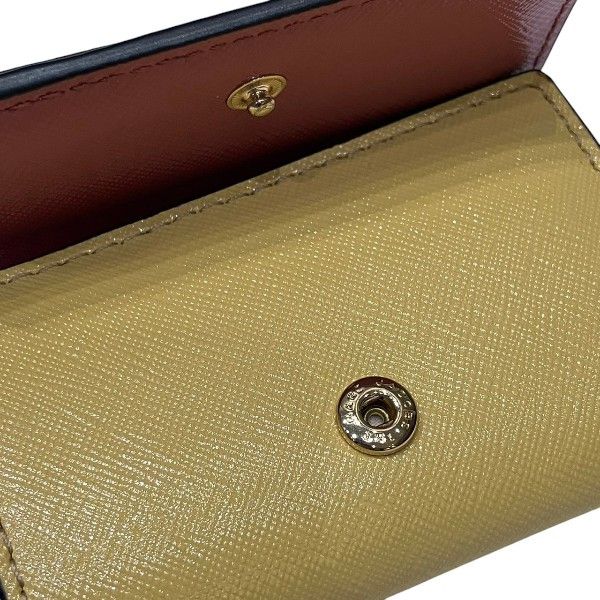 Marc Jacobs Marc Jacobs Marc Jacobs Snapshot Leather Trifold Wallet Leather Short Wallet M0013597 DUTY FREE for USA Size ONE SIZE - 5 Thumbnail