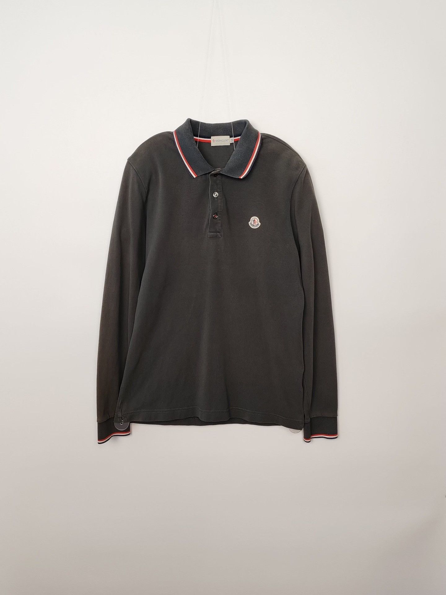 Moncler Moncler Logo Long Sleeve Polo Shirt Size M Size US M / EU 48-50 / 2 - 2 Thumbnail