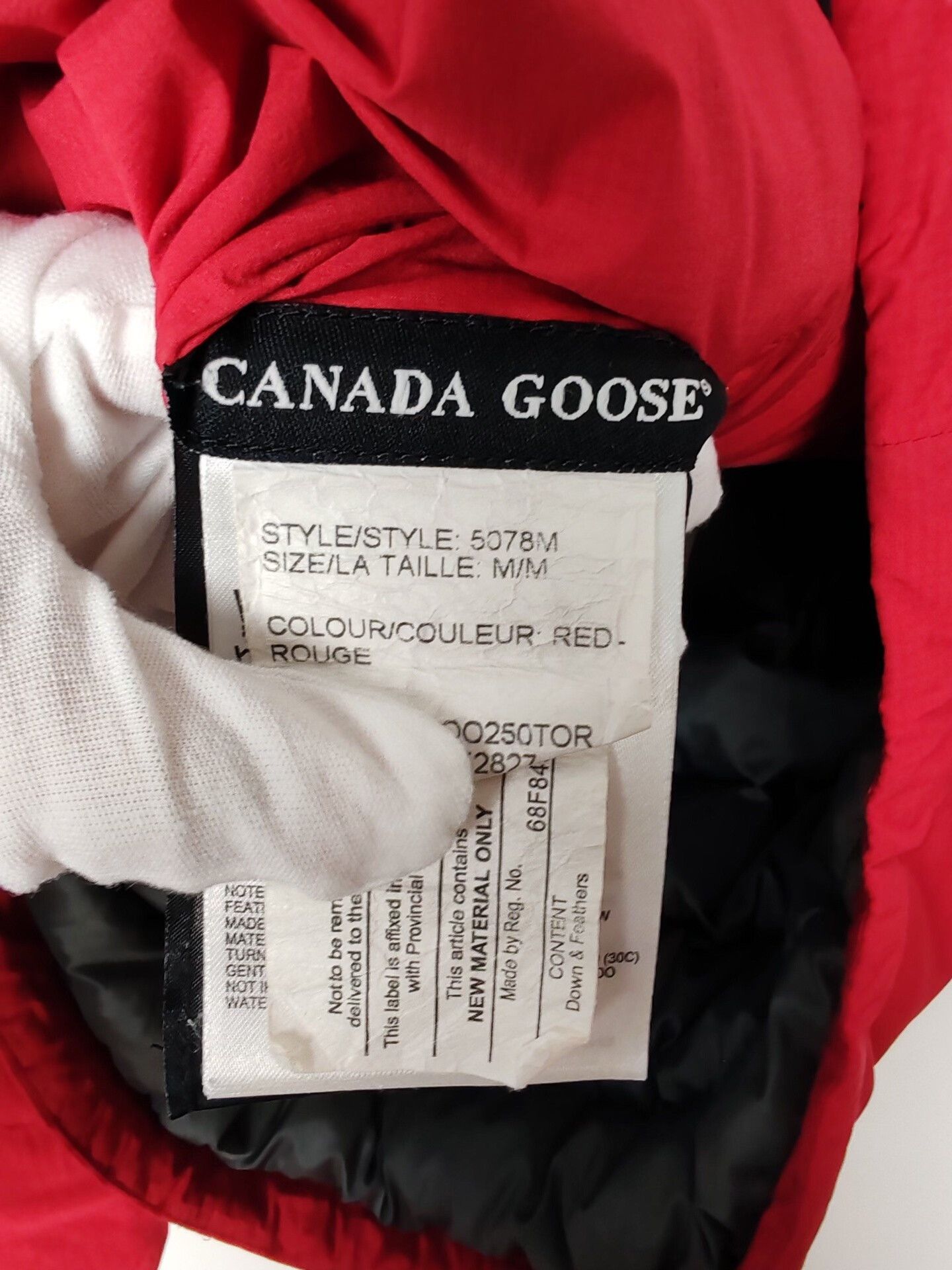 Canada Goose Canada Goose Red Down Jacket Size M Size US M / EU 48-50 / 2 - 7 Thumbnail