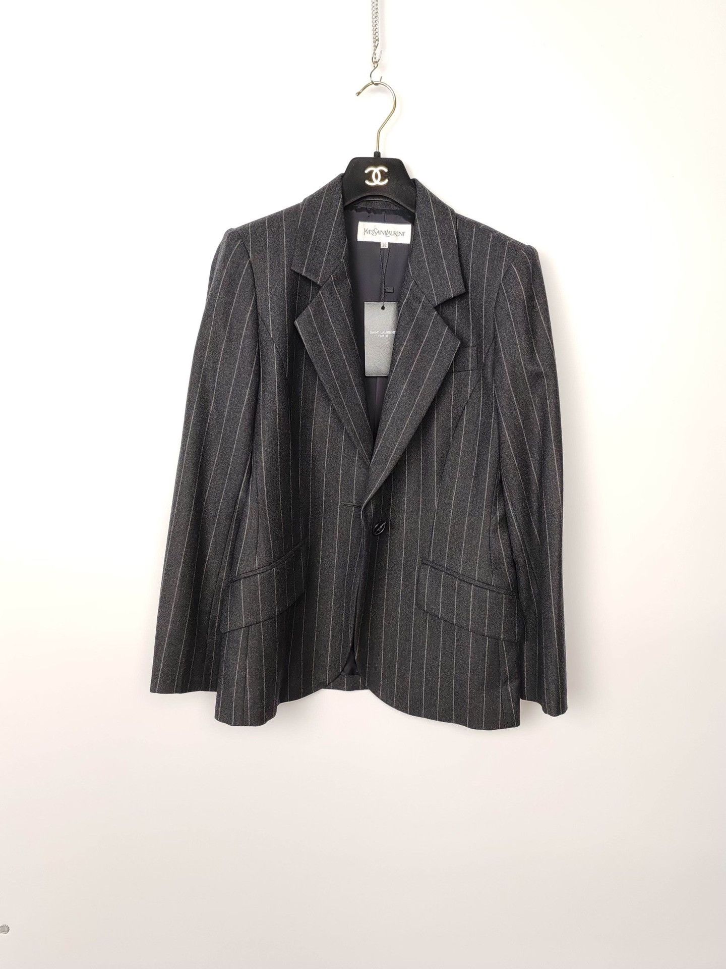 Saint Laurent Paris Saint Laurent Pinstripe Wool Blazer Size 36 Size XS / US 0-2 / IT 36-38 - 2 Thumbnail