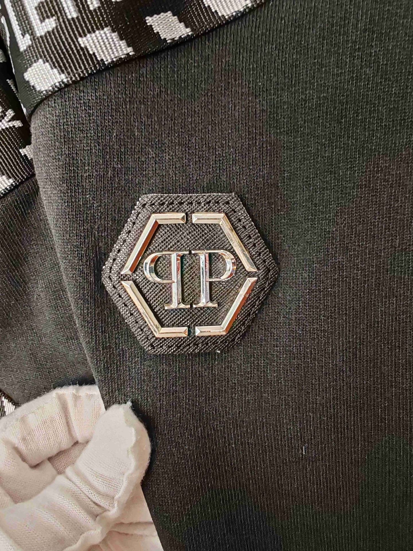 Philipp Plein Philipp Plein Caution Skull Track Jacket Size L Size US L / EU 52-54 / 3 - 5 Thumbnail